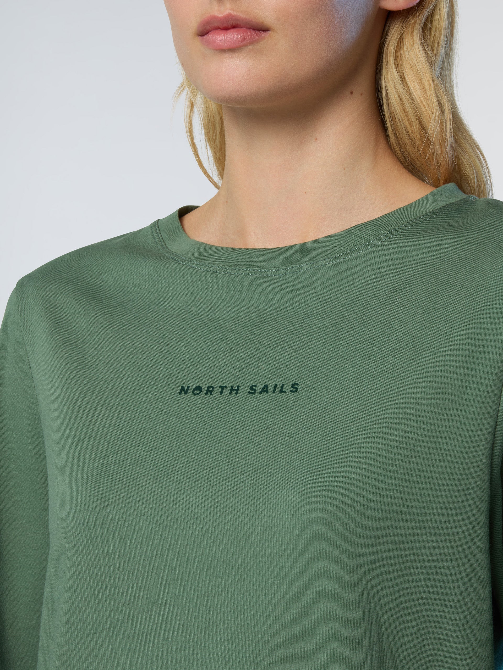 6 | Nordic green | t-shirt-ls-wgraphic-093566