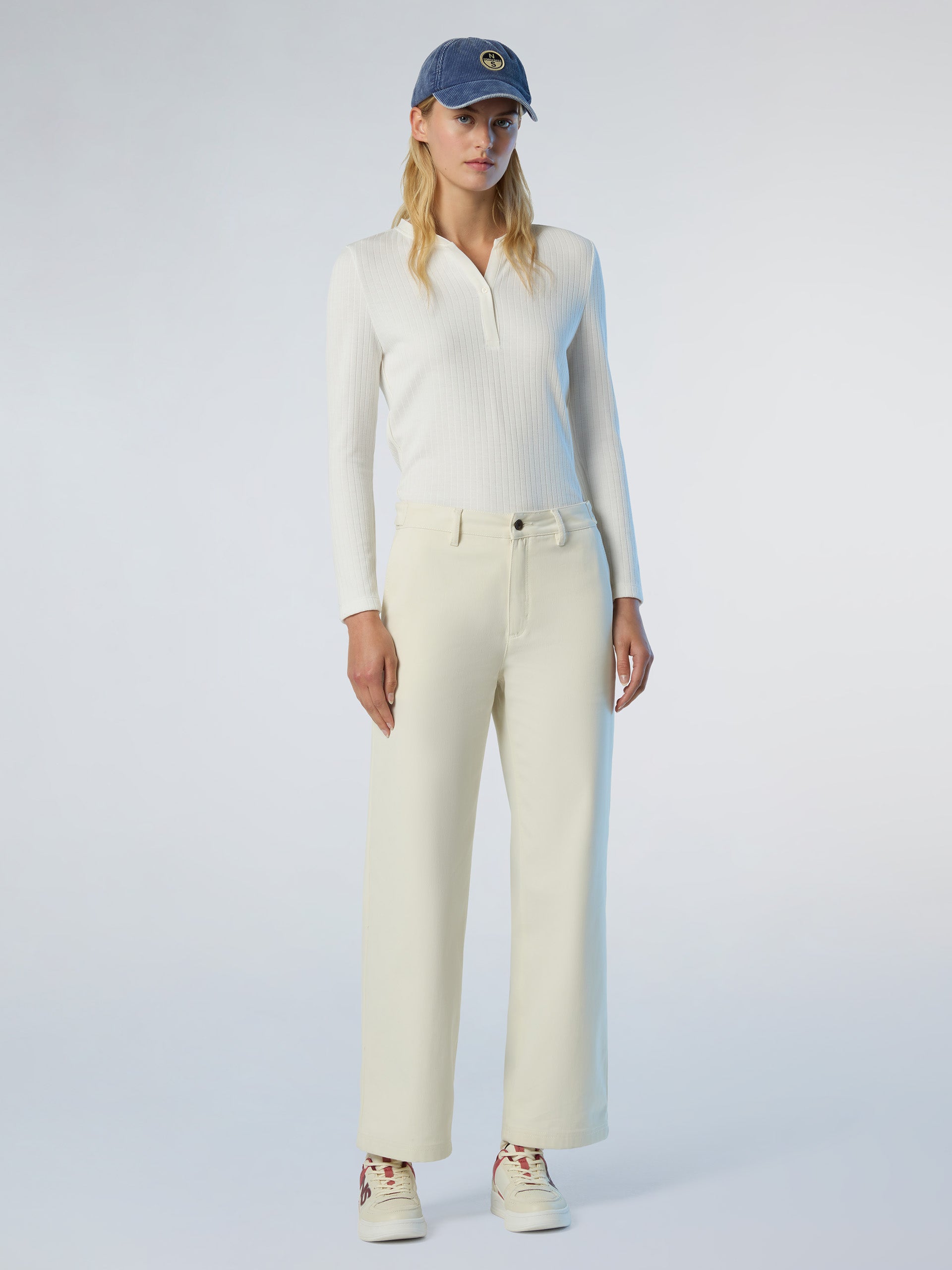 5 | Winter white | t-shirt-ls-wbuttons-093581