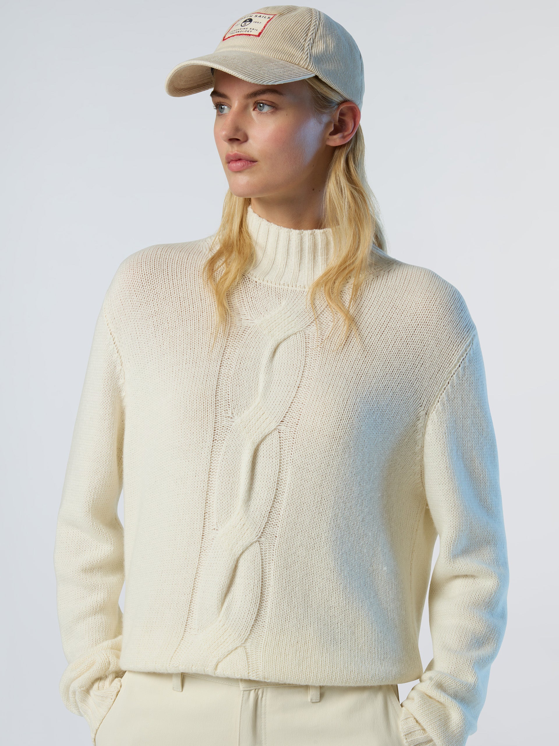 2 | Marshmallow | mockneck-7gg-knitwear-095526