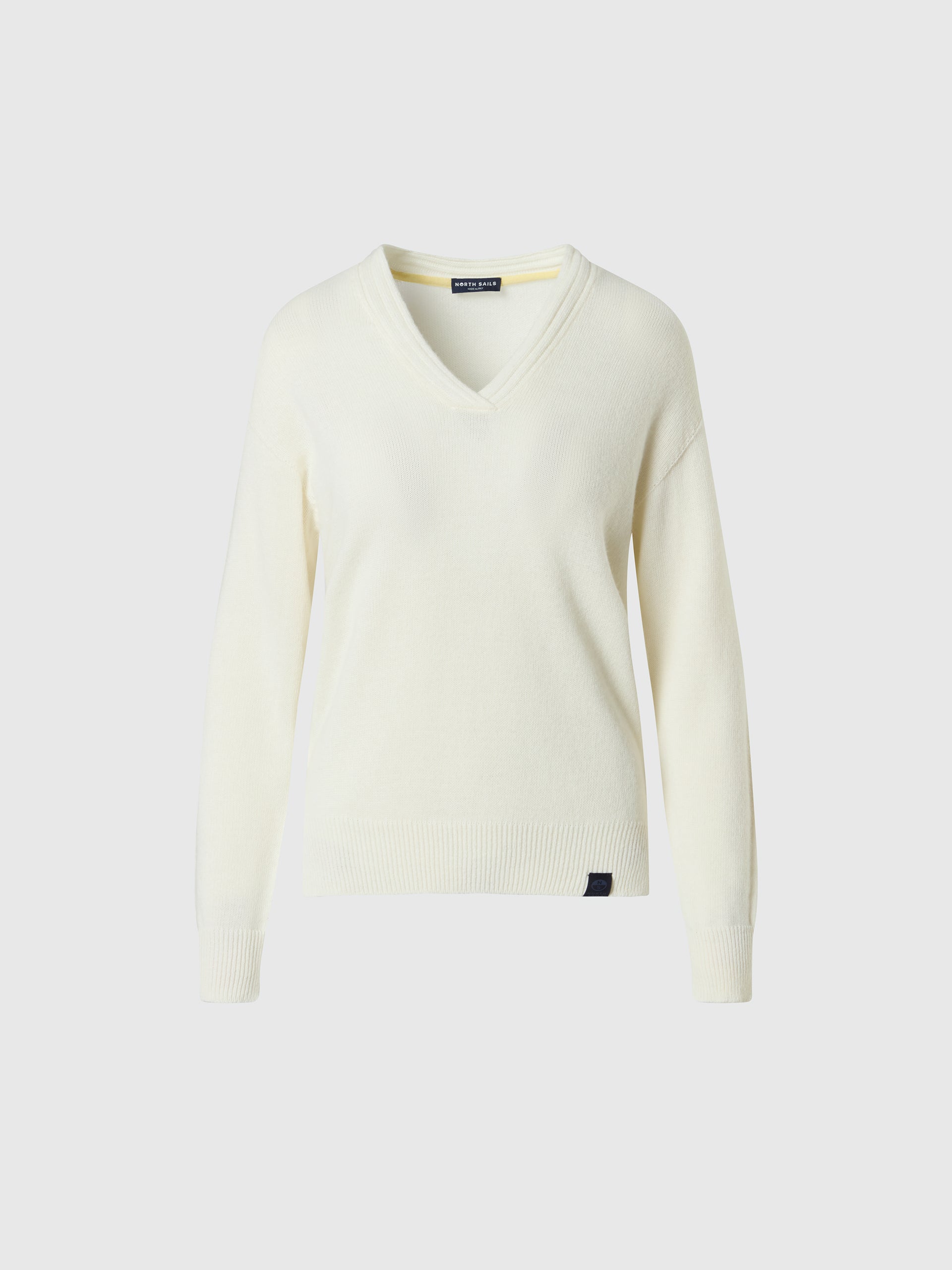 hover | Marshmallow | v-neck-12gg-knitwear-095546