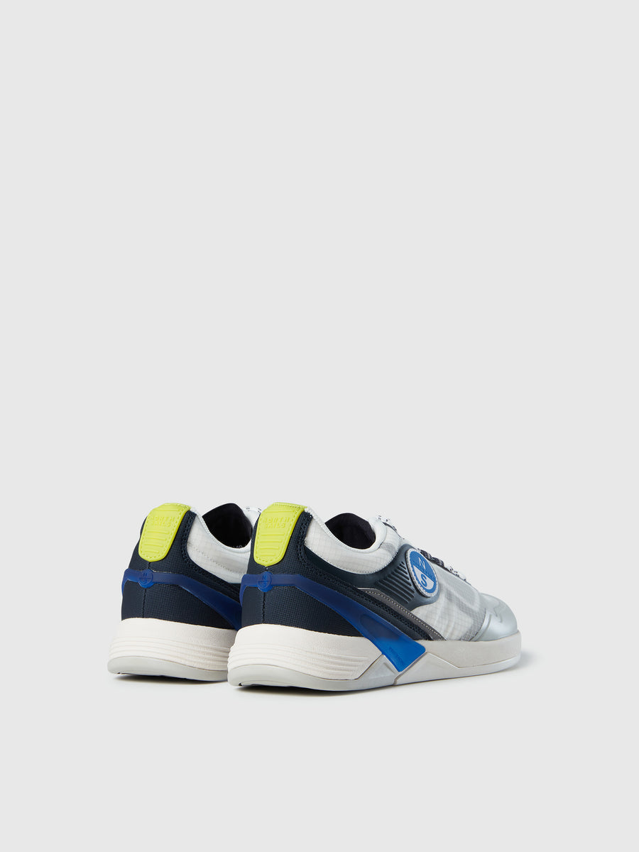 performance-sneaker-27f001