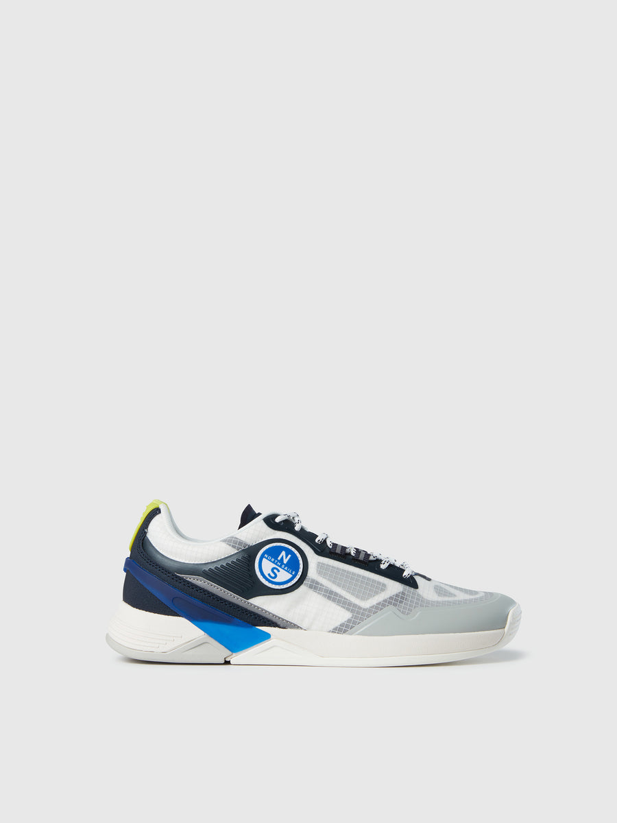 performance-sneaker-27f001