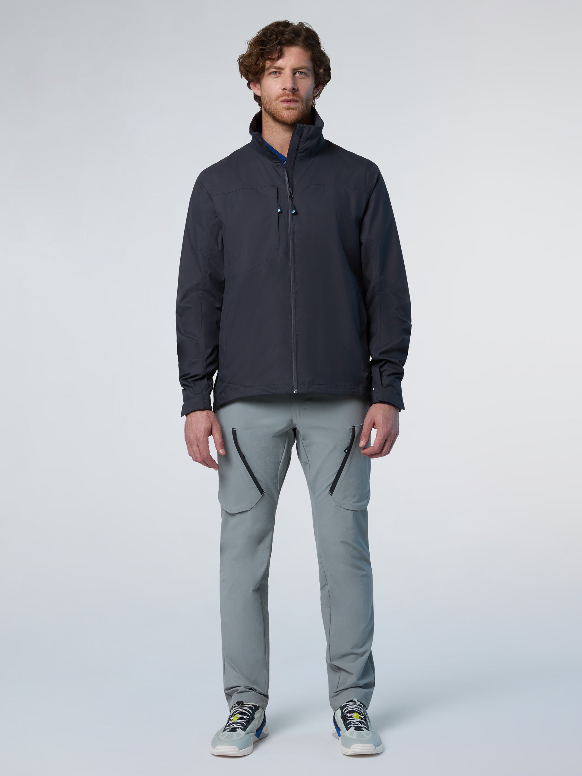 5 | Phantom | leeward-jacket-1-27m054