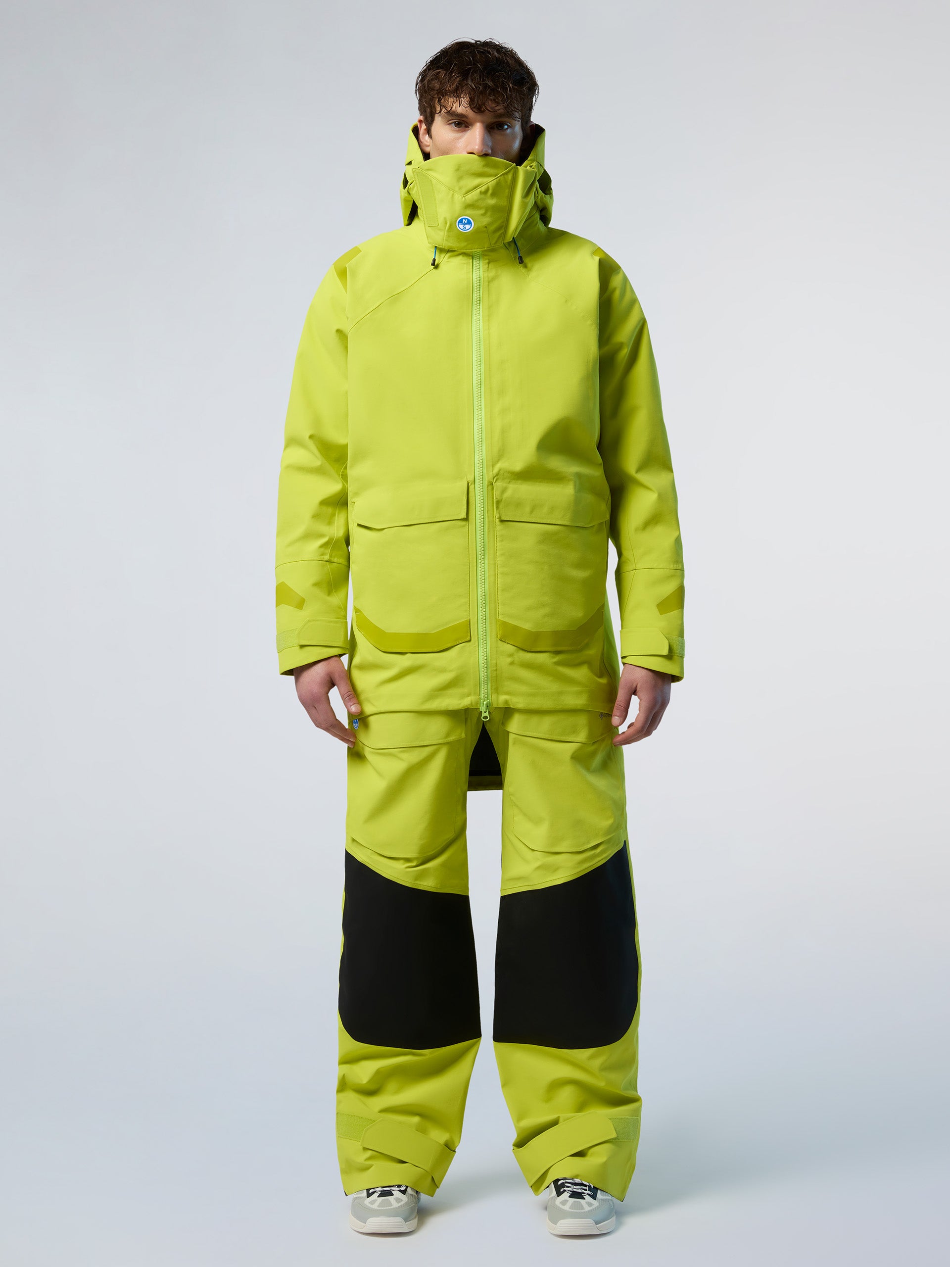 1 | Sulphur spring | southern-ocean-jacket-27m028