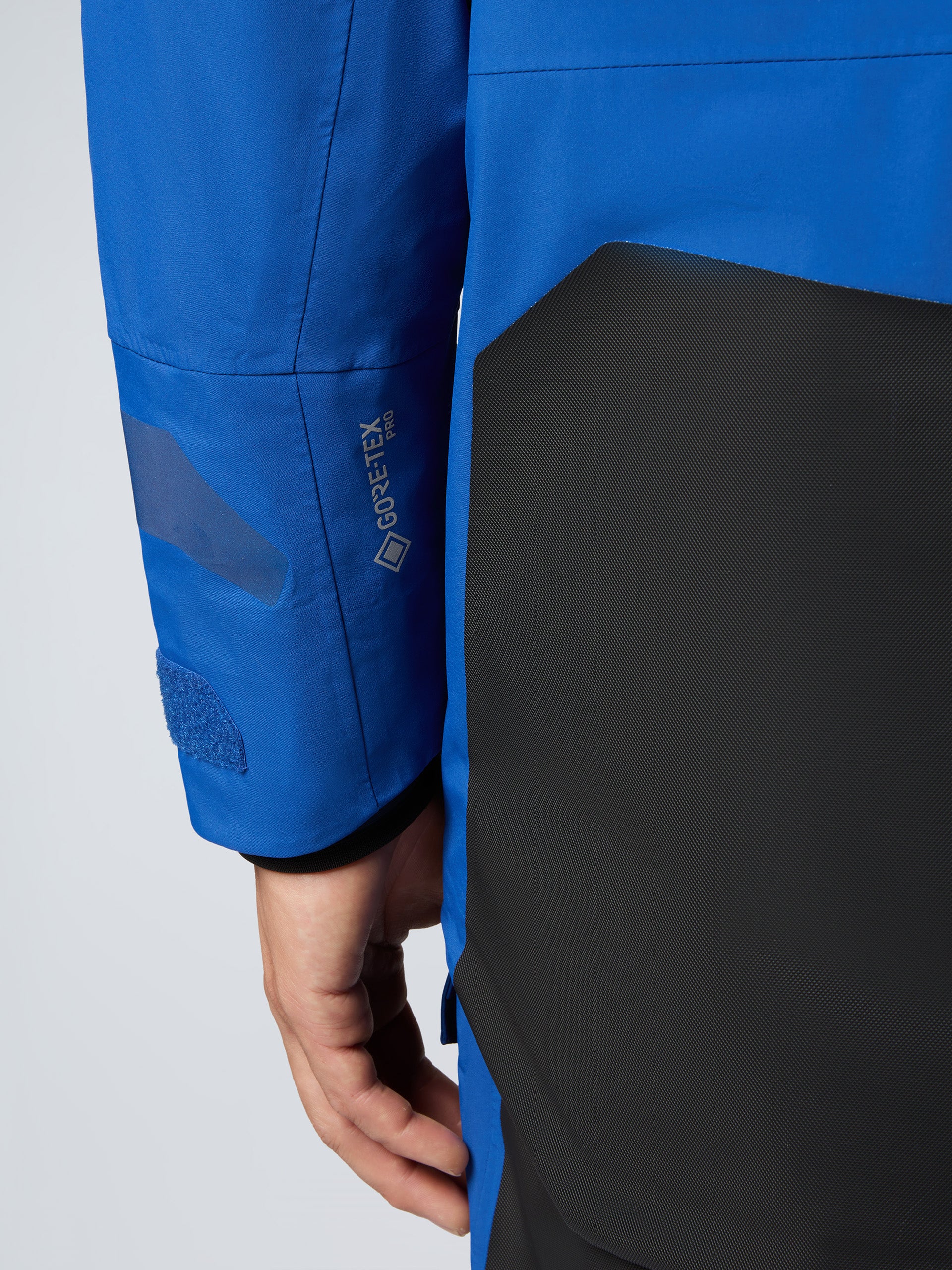 10 | Ocean blue | offshore-jacket-27m045