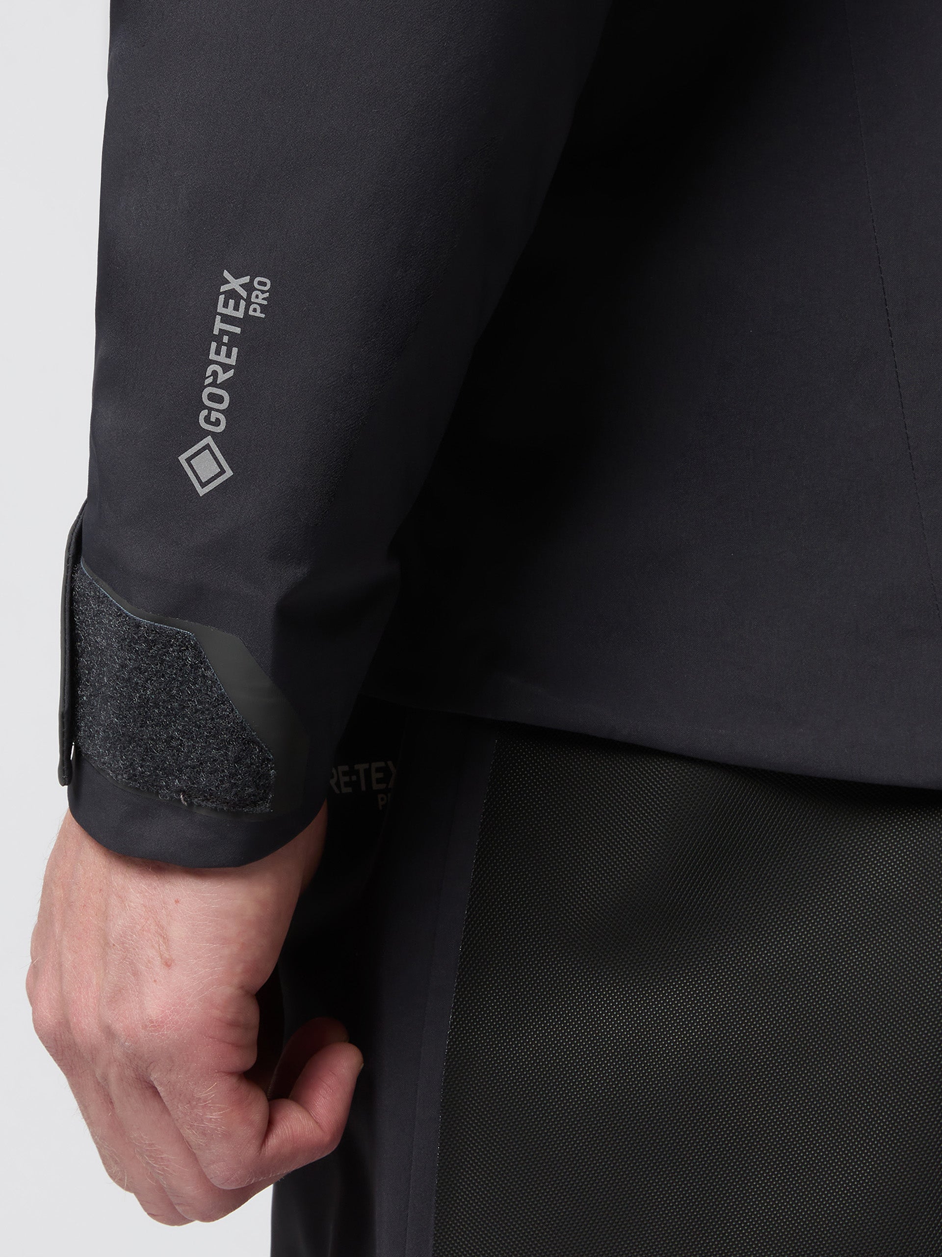 11 | Phantom | inshore-race-jacket-27m075