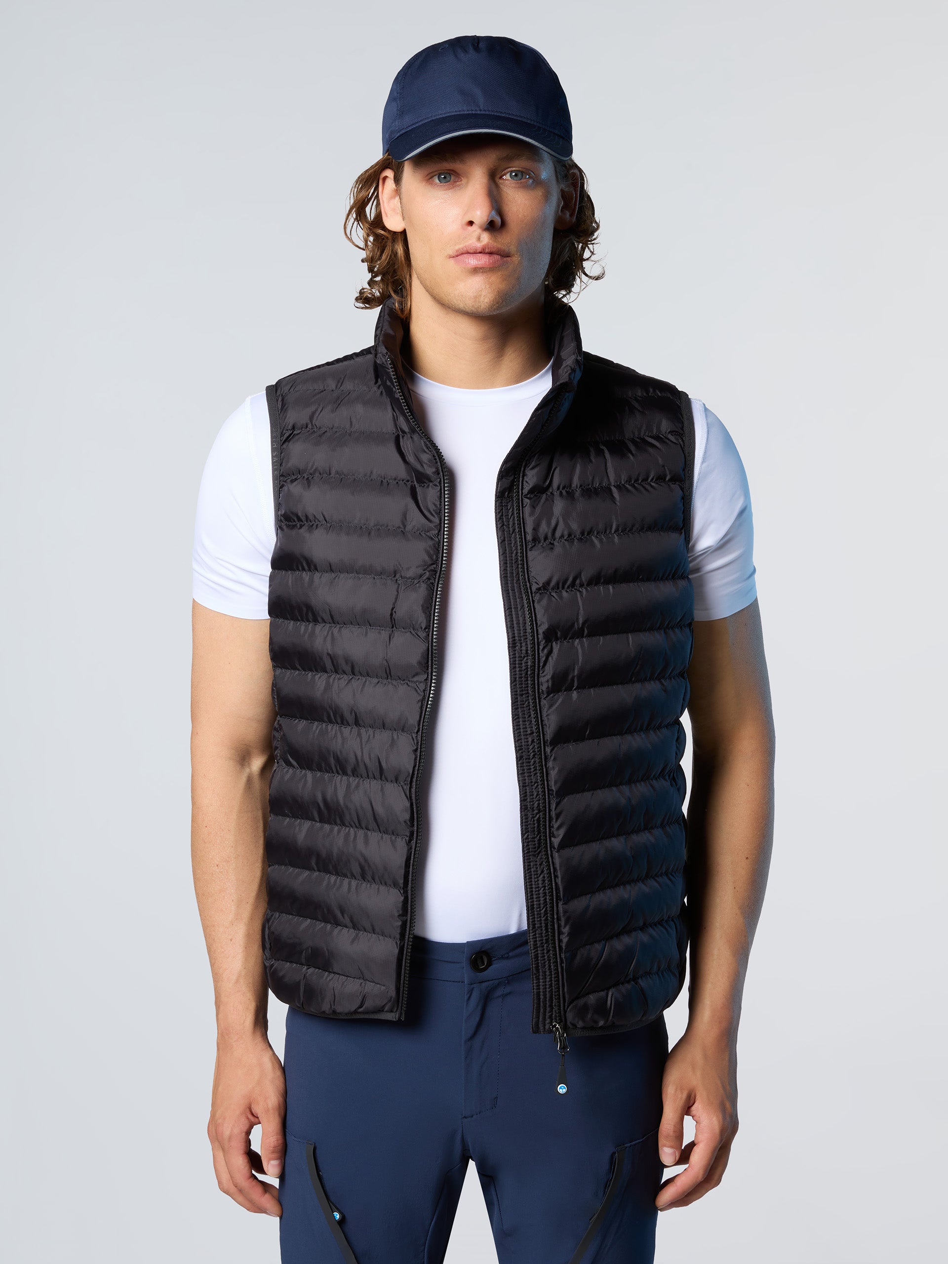 6 | Phantom | marstrand-quilted-vest-1-27m083