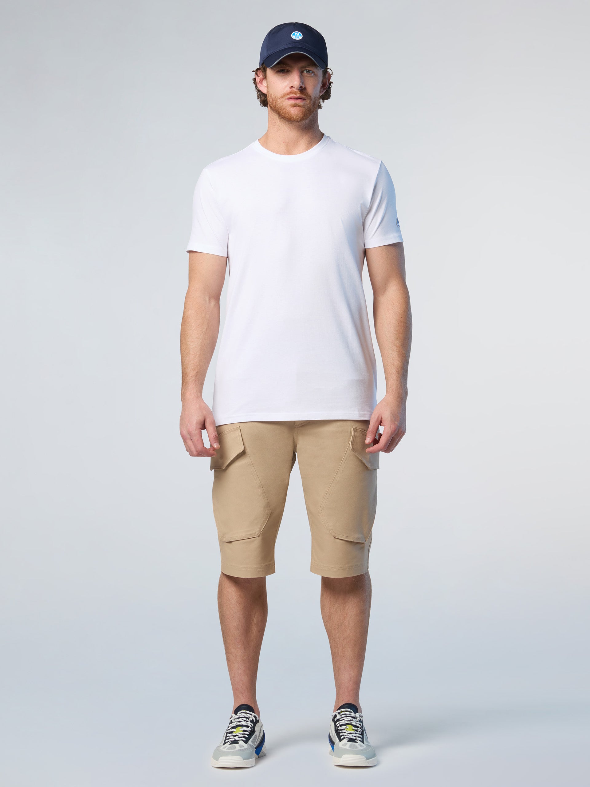 9 | White | 27M205_0101_psfront1