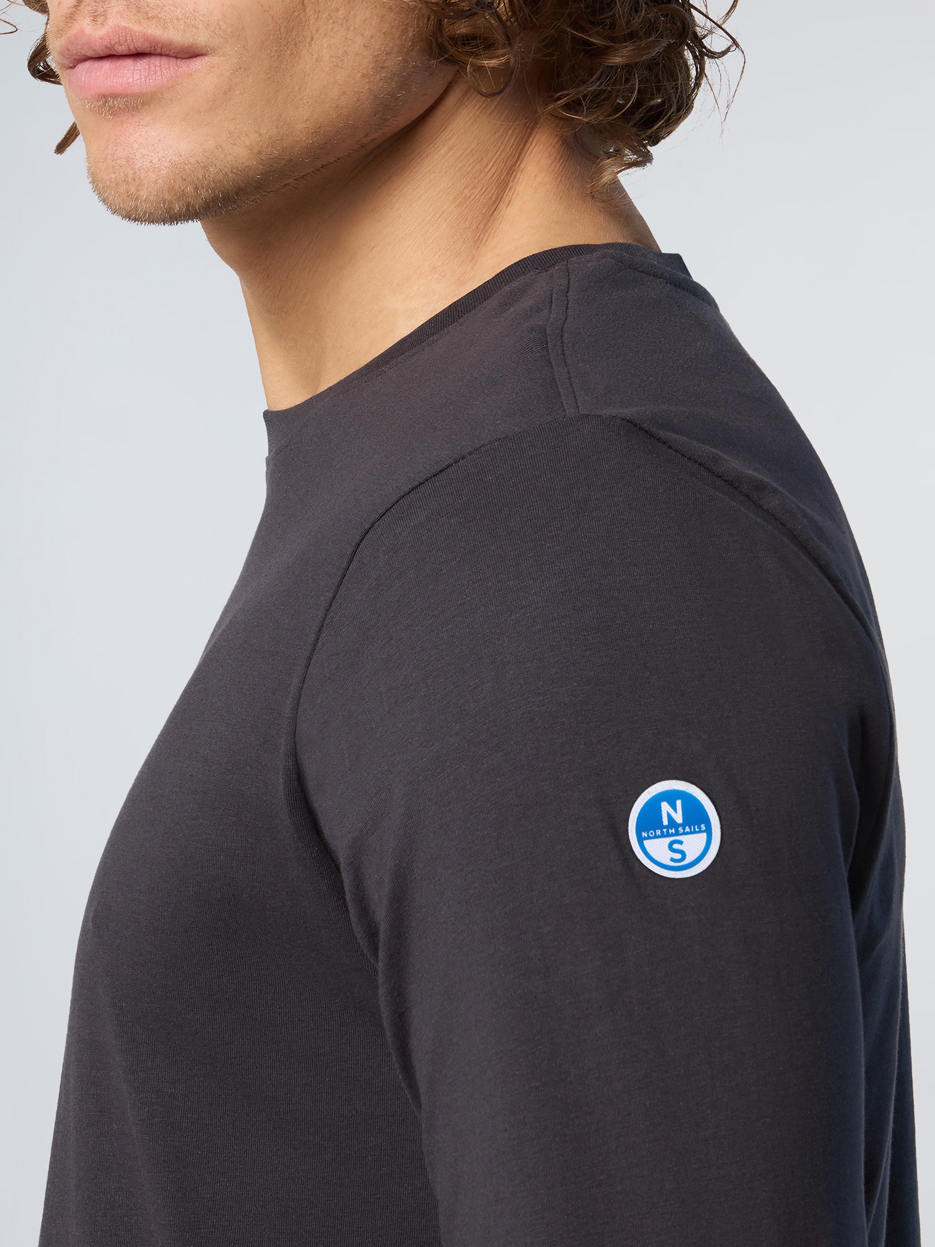 6 | Phantom | ls-tshirt-man-27m208