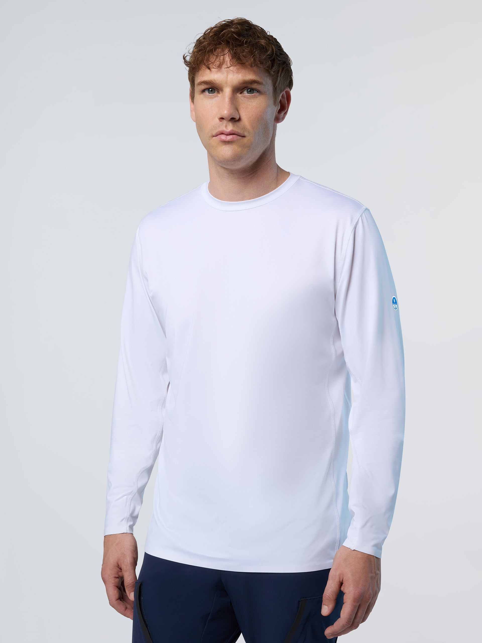 2 | White | gp-ls-shirt-27m295