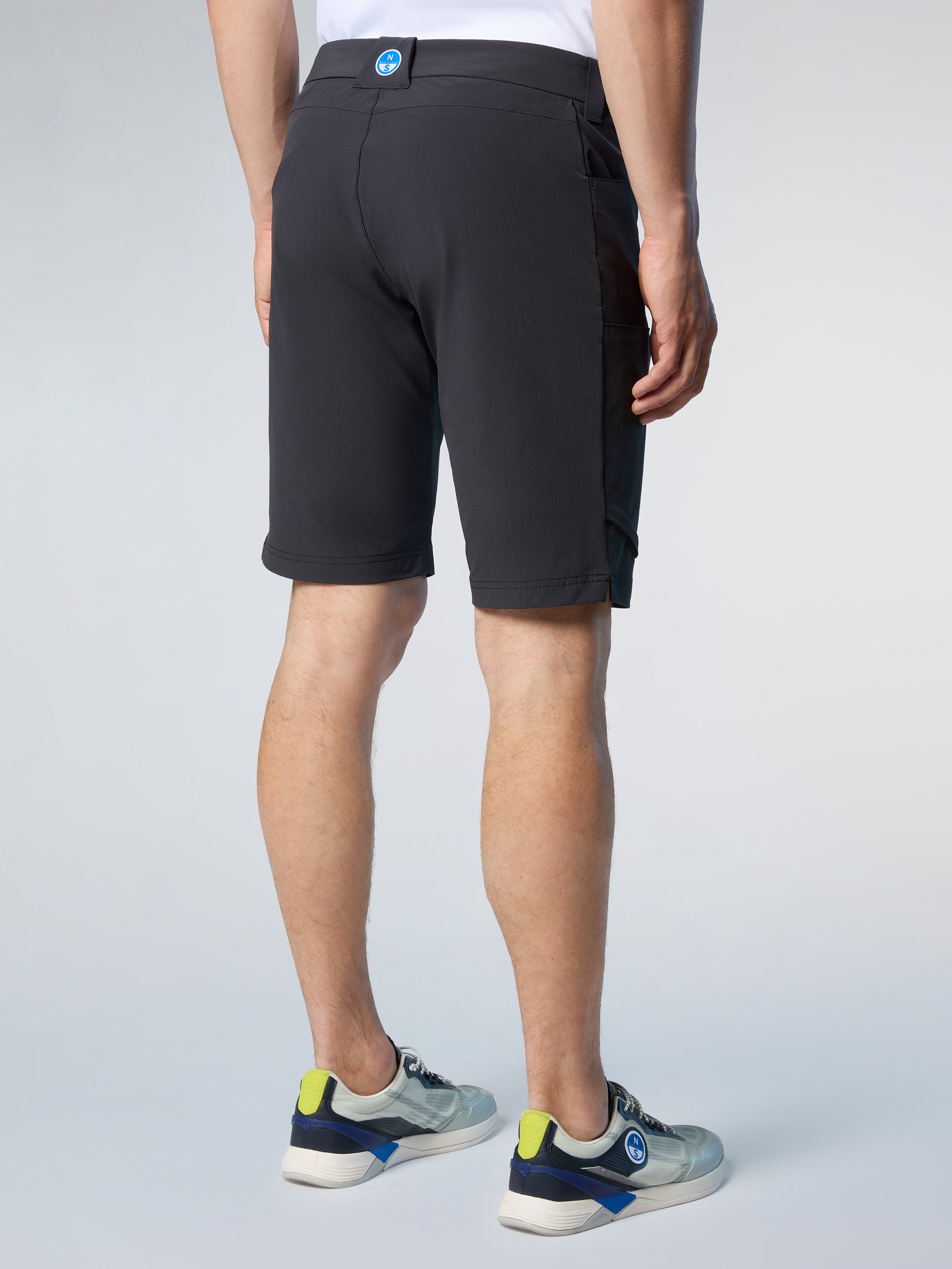 4 | Phantom | trimmers-fast-dry-shorts-27m510