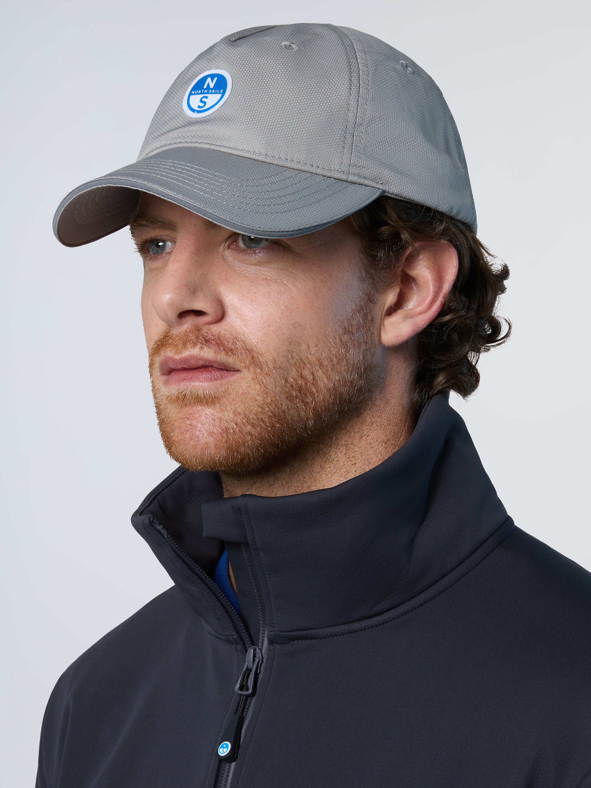 1 | Titanium | fast-dry-cap-27m713