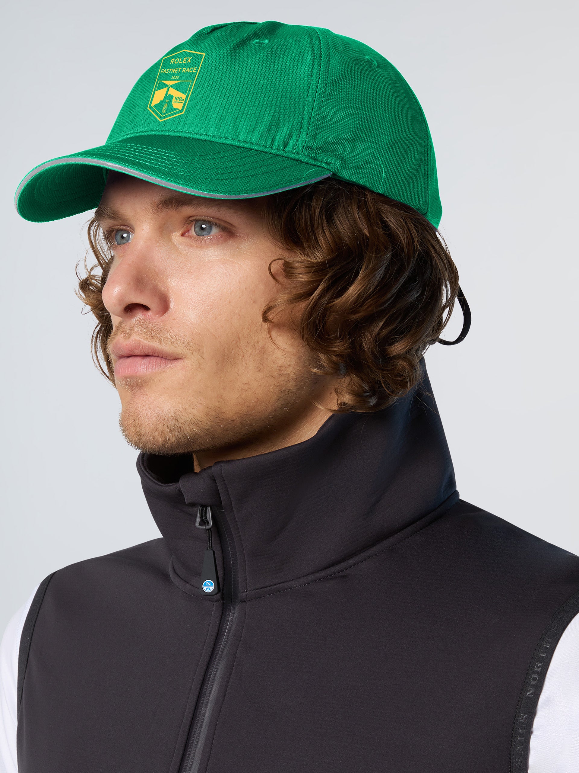 2 | Garden green | fastnet-25-cap-27sm59