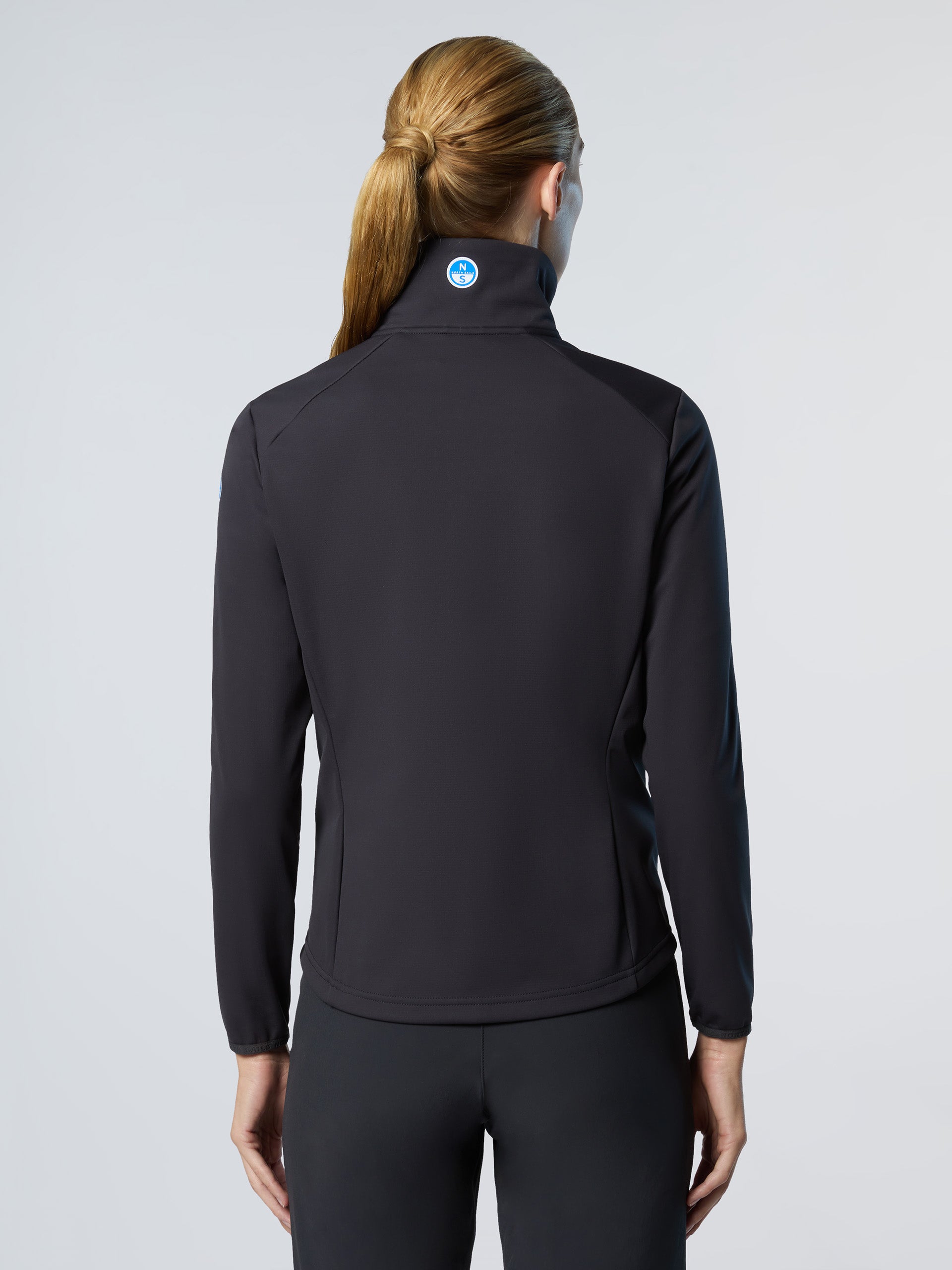 4 | Phantom | race-softshell-2b-e2-84-a2-jacket-fw-27w035