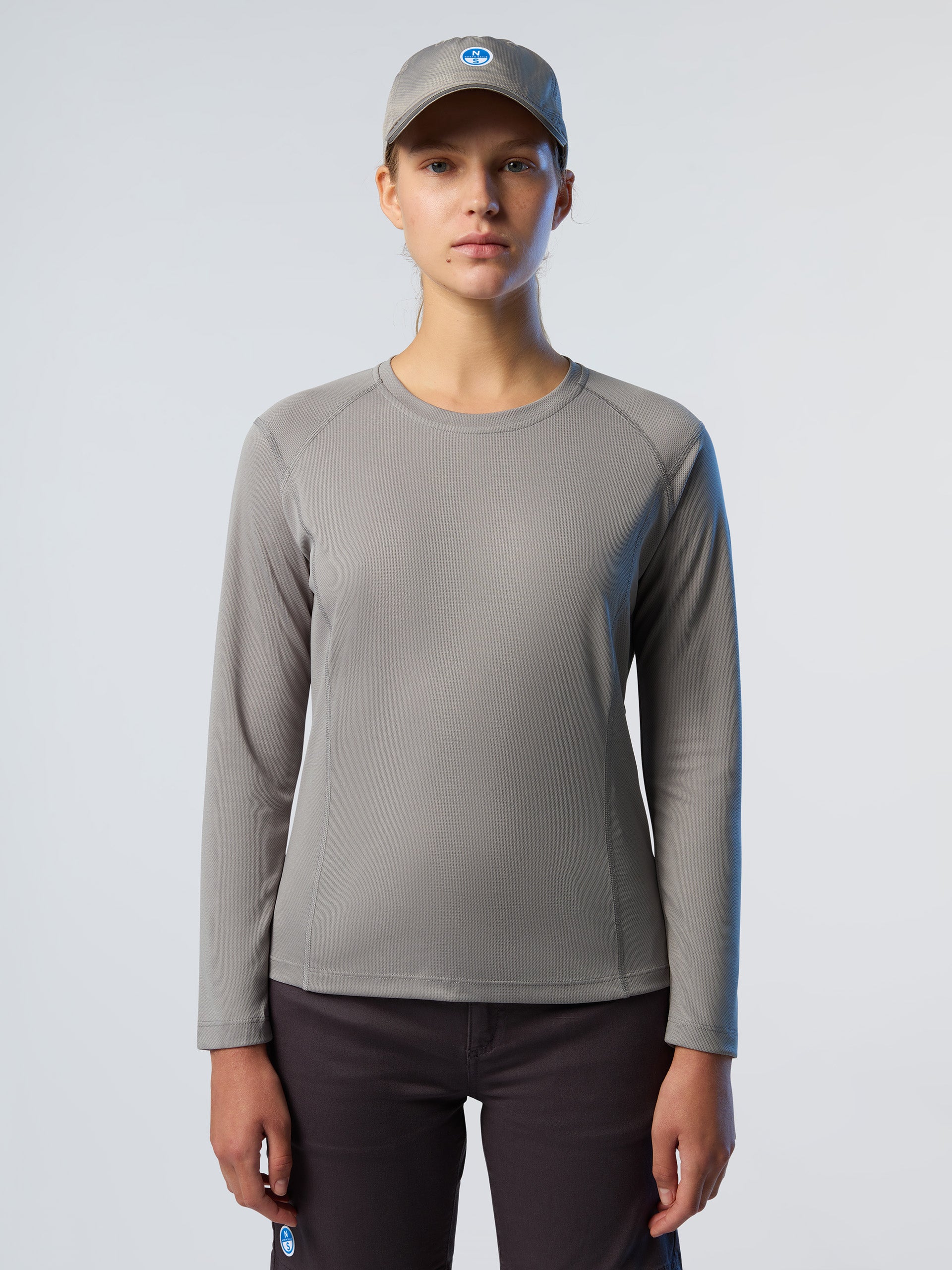 1 | Titanium | regatta-tech-t-ls-fw-27w107