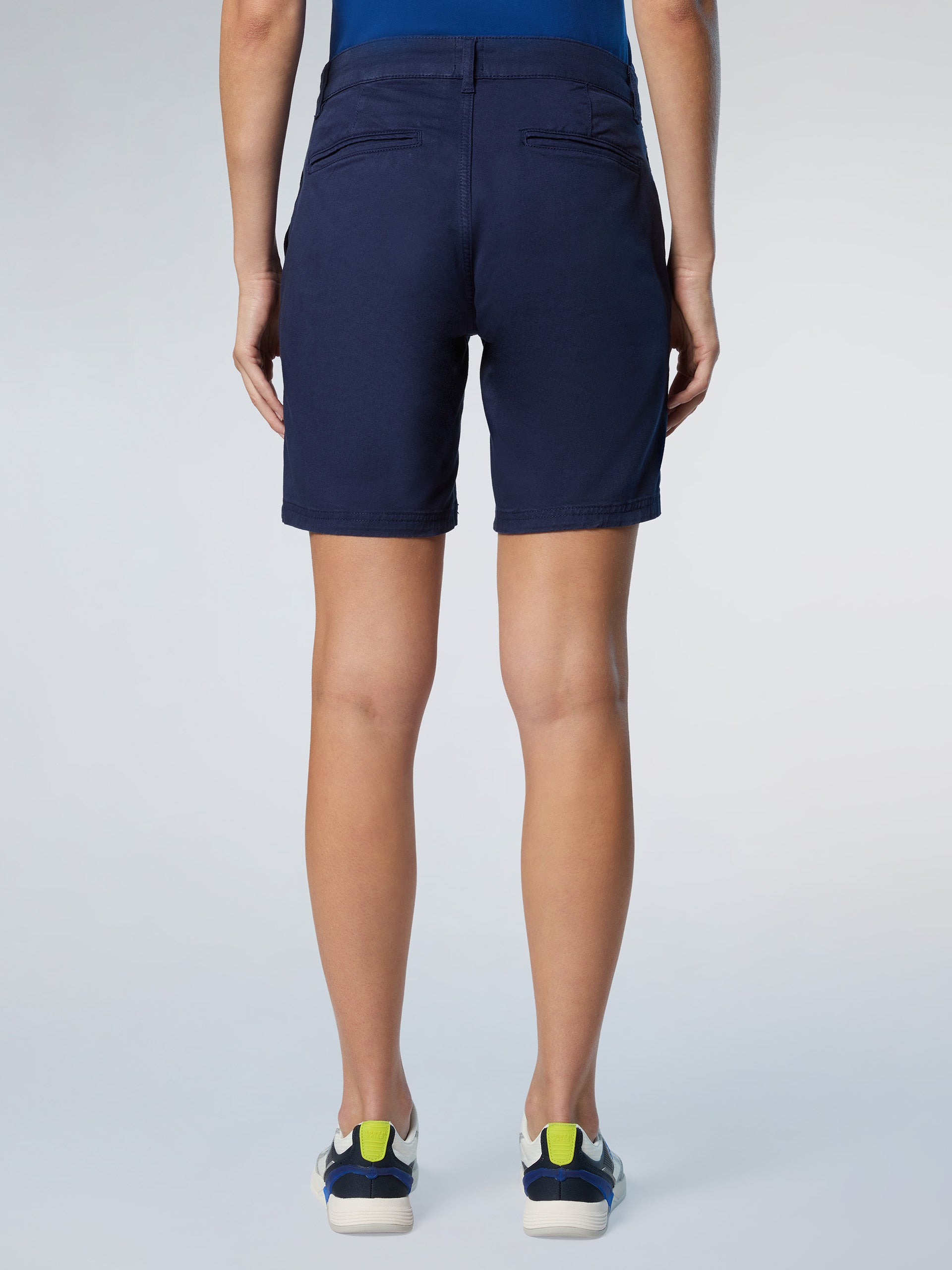 4 | Navy blue | chino-short-woman-27w509