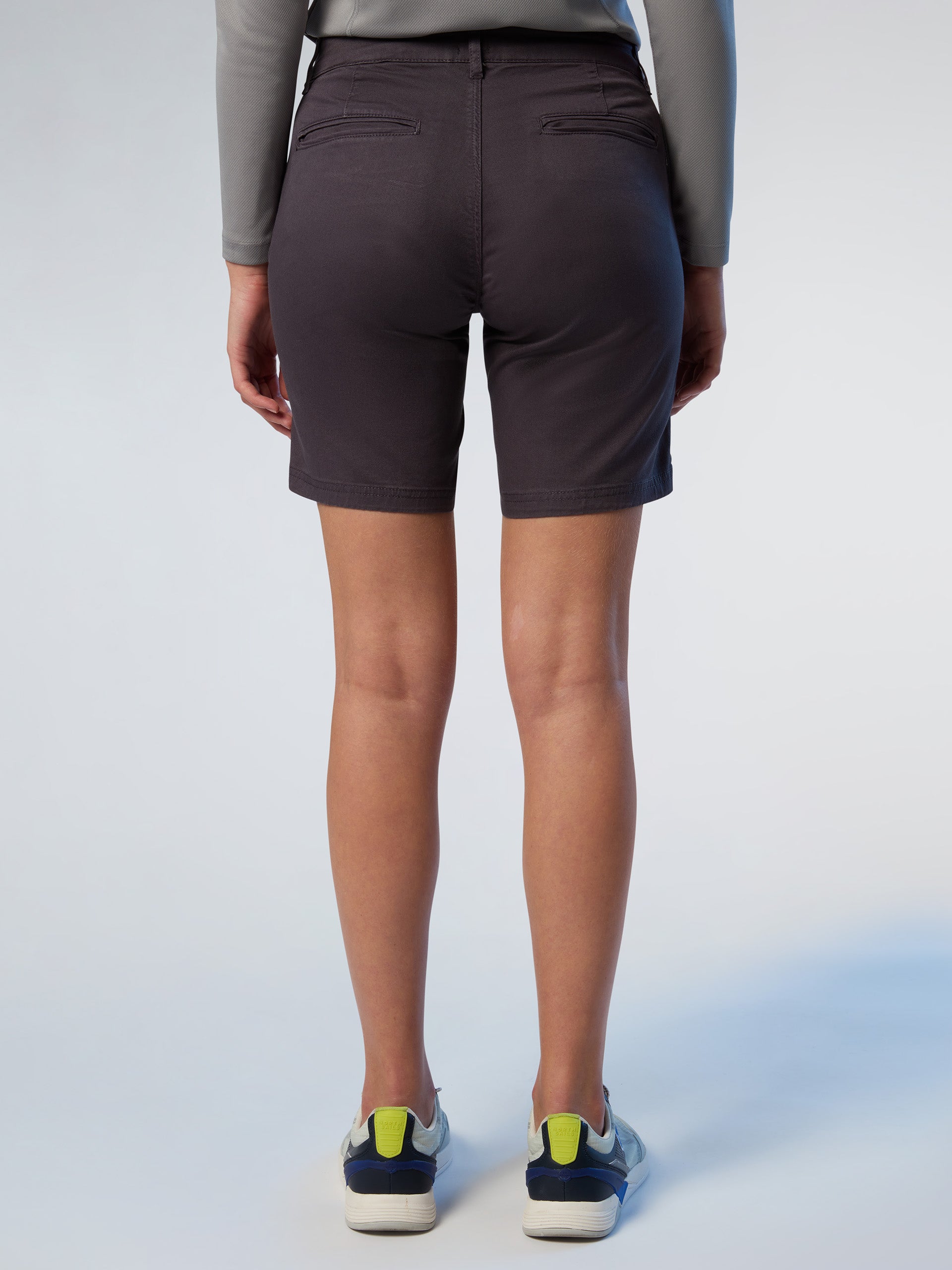 4 | Phantom | chino-short-woman-27w509