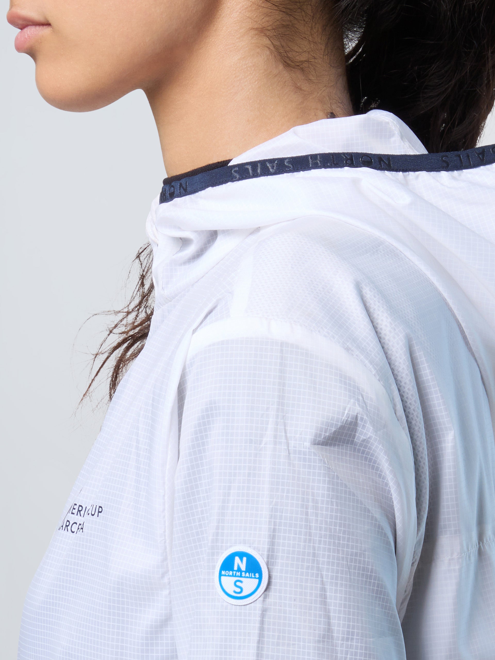 6 | White | 449006_0101_psfront1