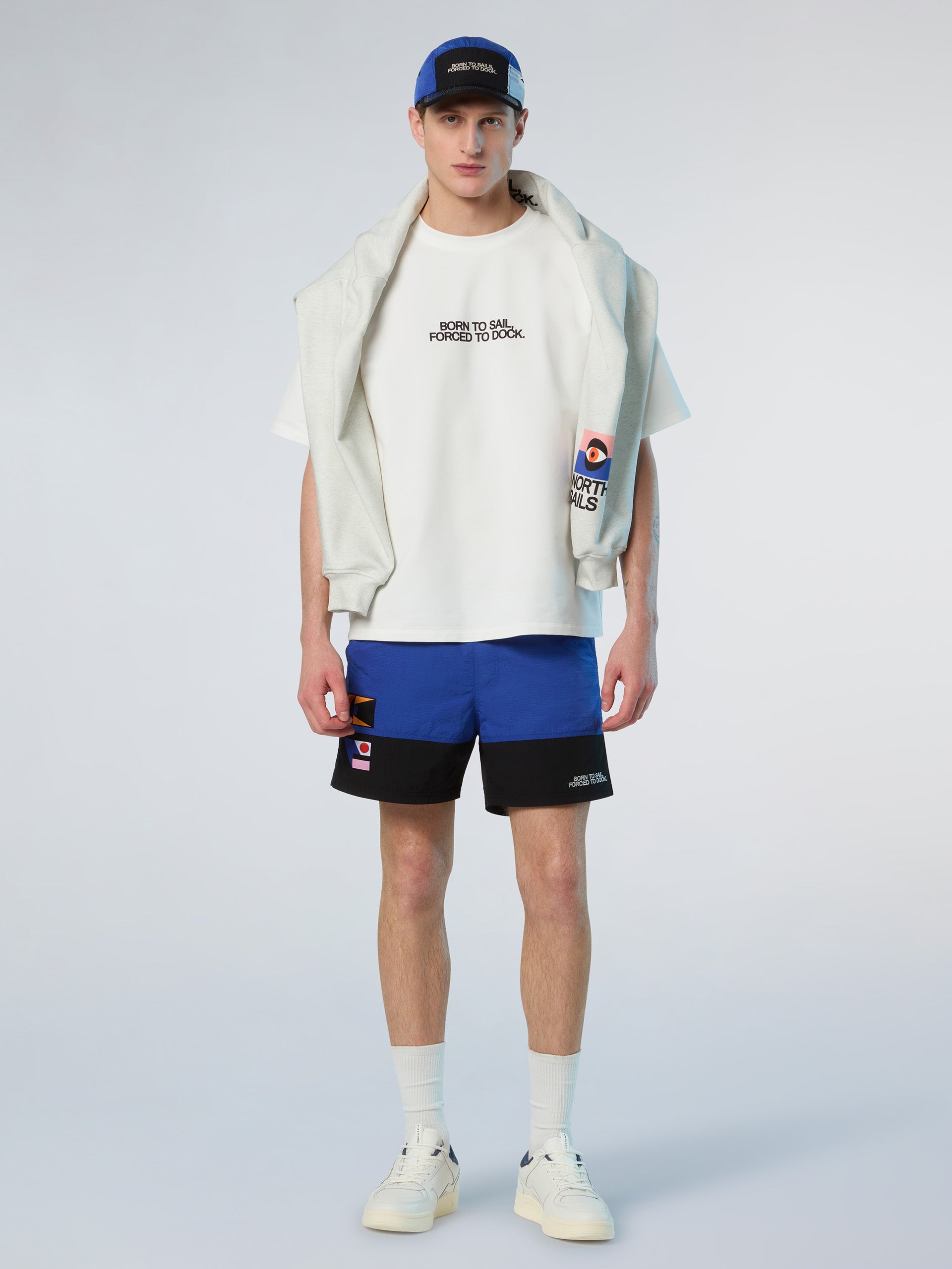 6 | White | t-shirt-short-sleeve-493003
