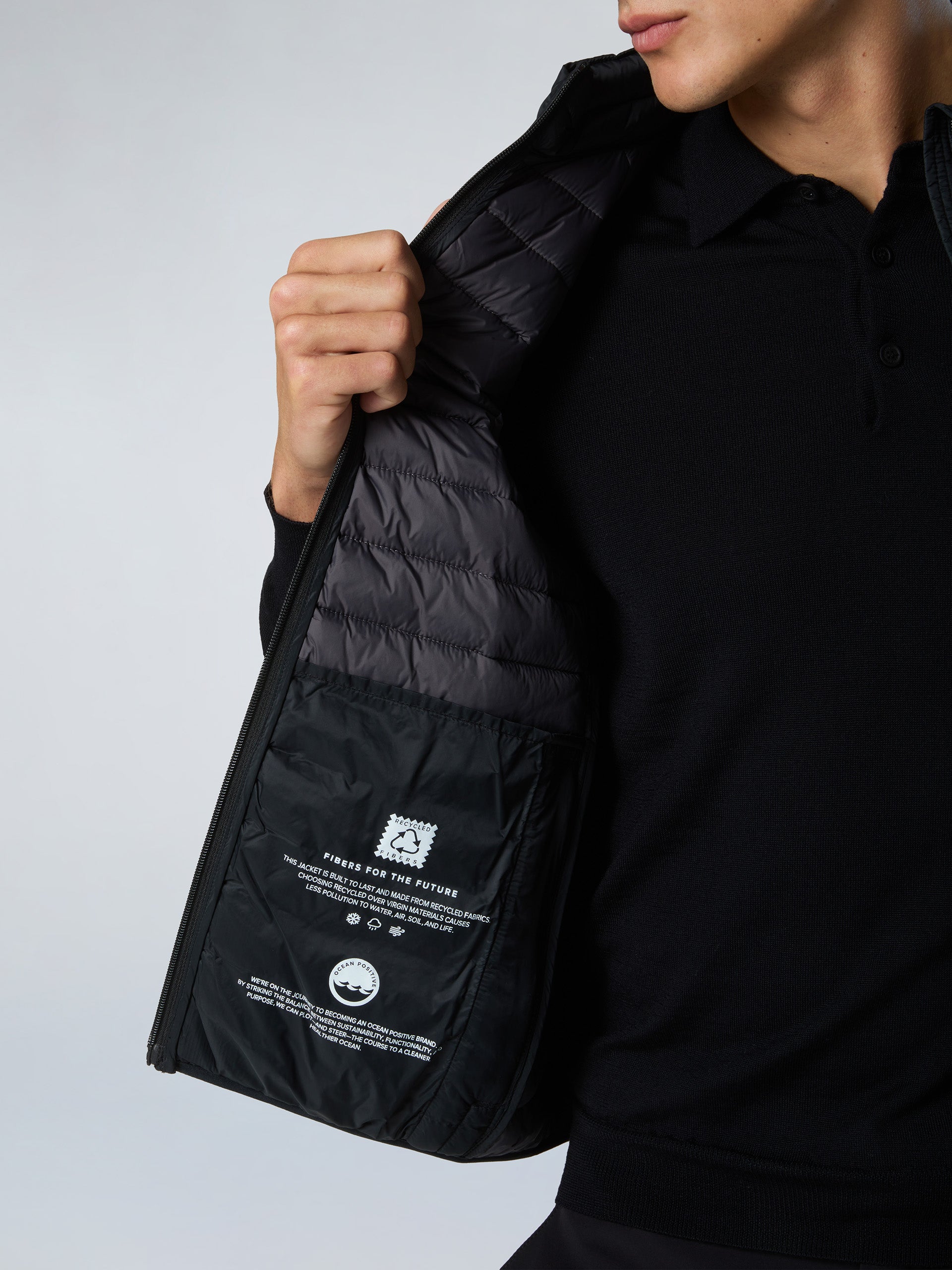 7 | Black | zephyr-ultralight-vest-603366