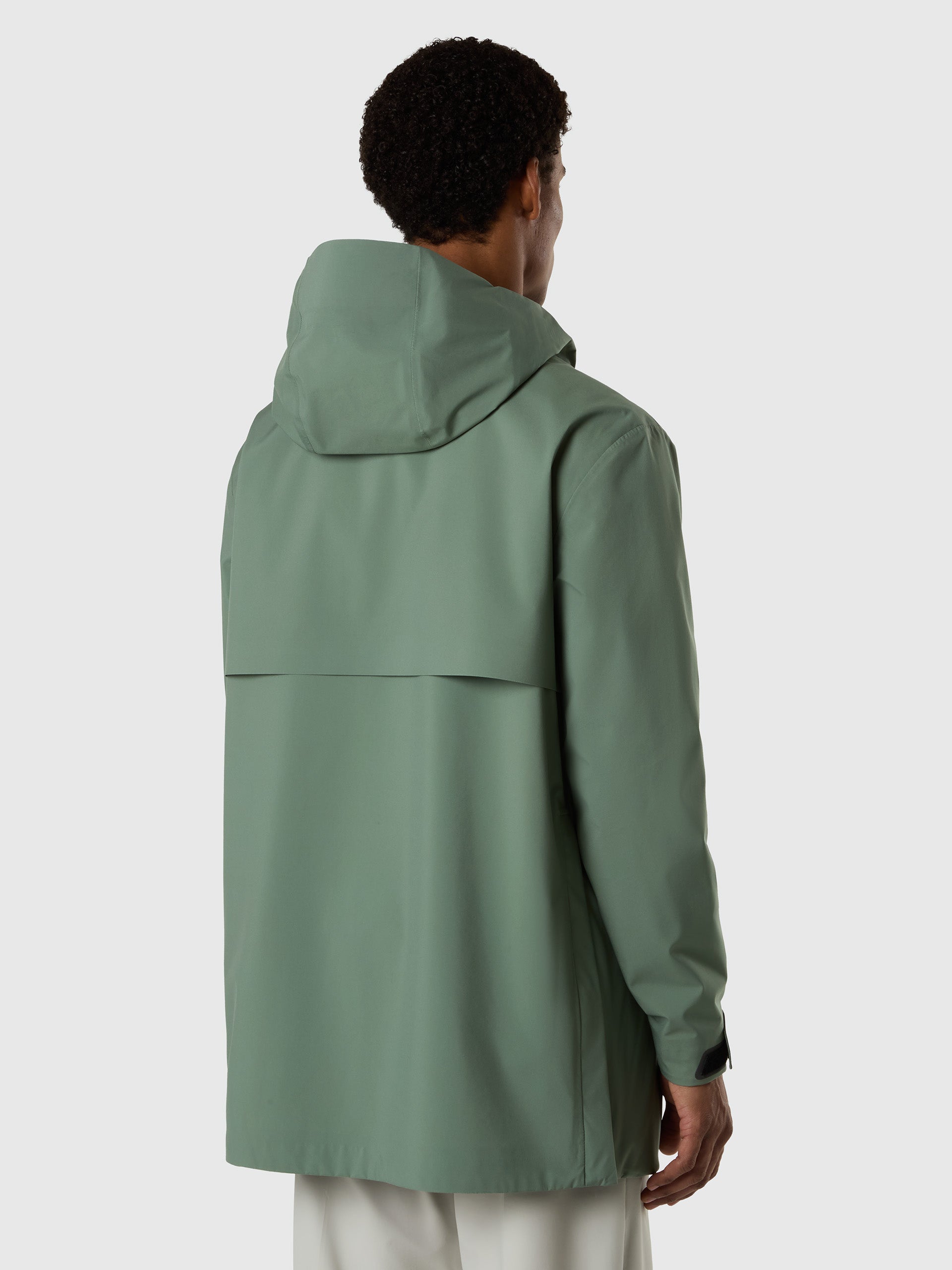 4 | Laurel wreath | commuter-trench-jacket-603408