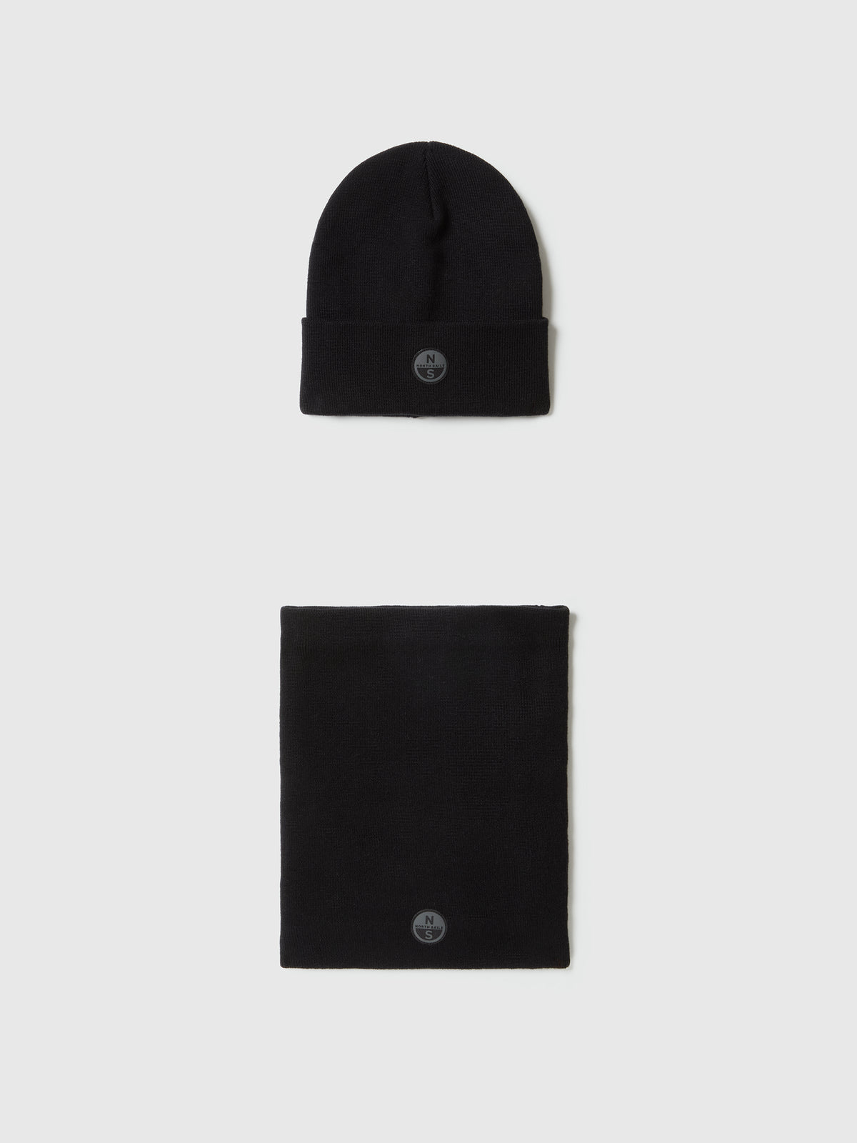 hover | Black | gift-box-(-beanie+-neck-wormer)-623452