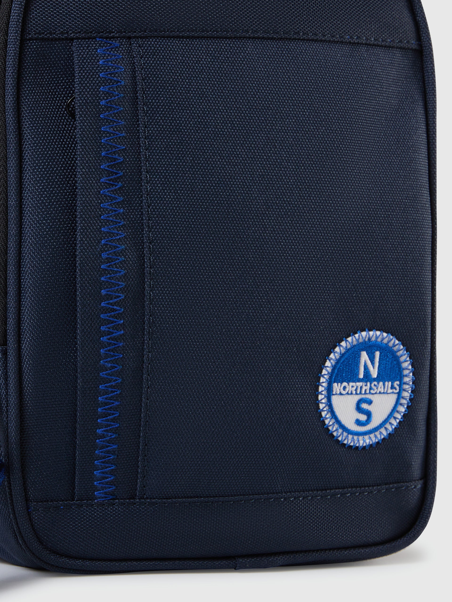 Waterproof canvas crossbody bag | North Sails