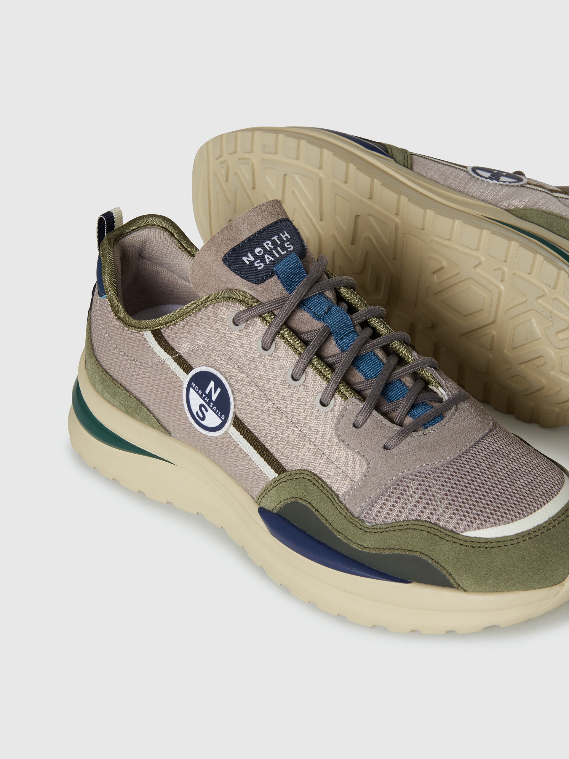 7 | Gray-green-navy | horizon-high-seas-012-651173