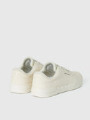2 | White | fenpr-f008-26-aw-shoes-651290