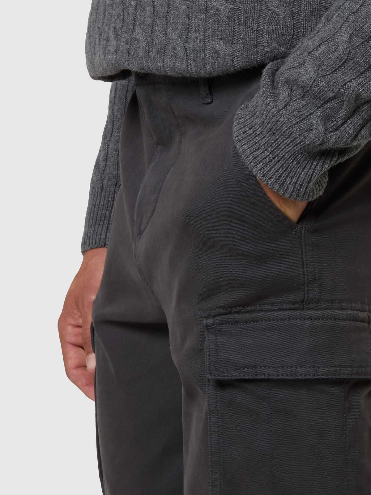 6 | Asphalt | america--regular-fit-cargo--long-trouser-673055