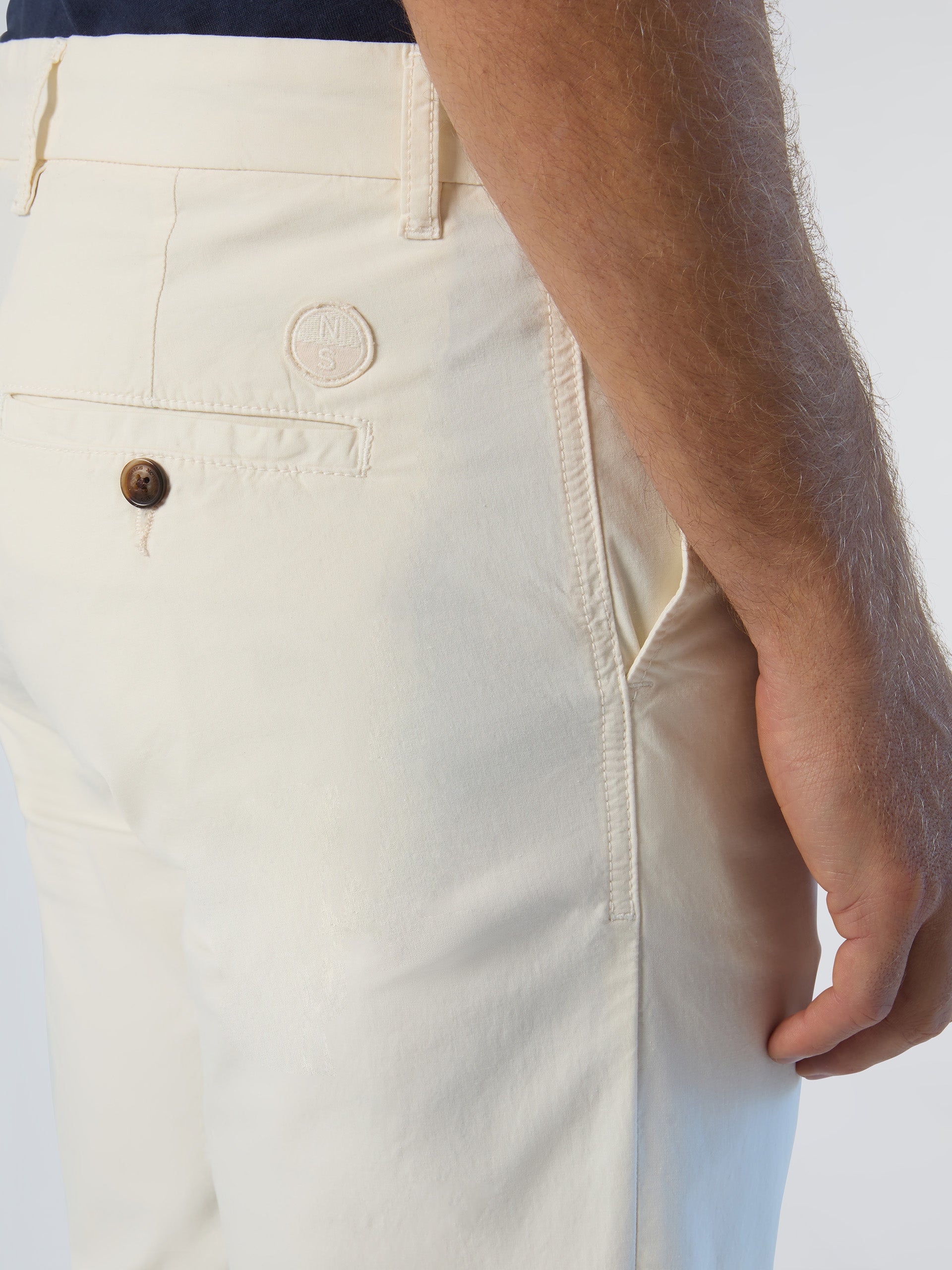 4 | Cloud denser | defender-slim-fit-chino-long-trouser-673071