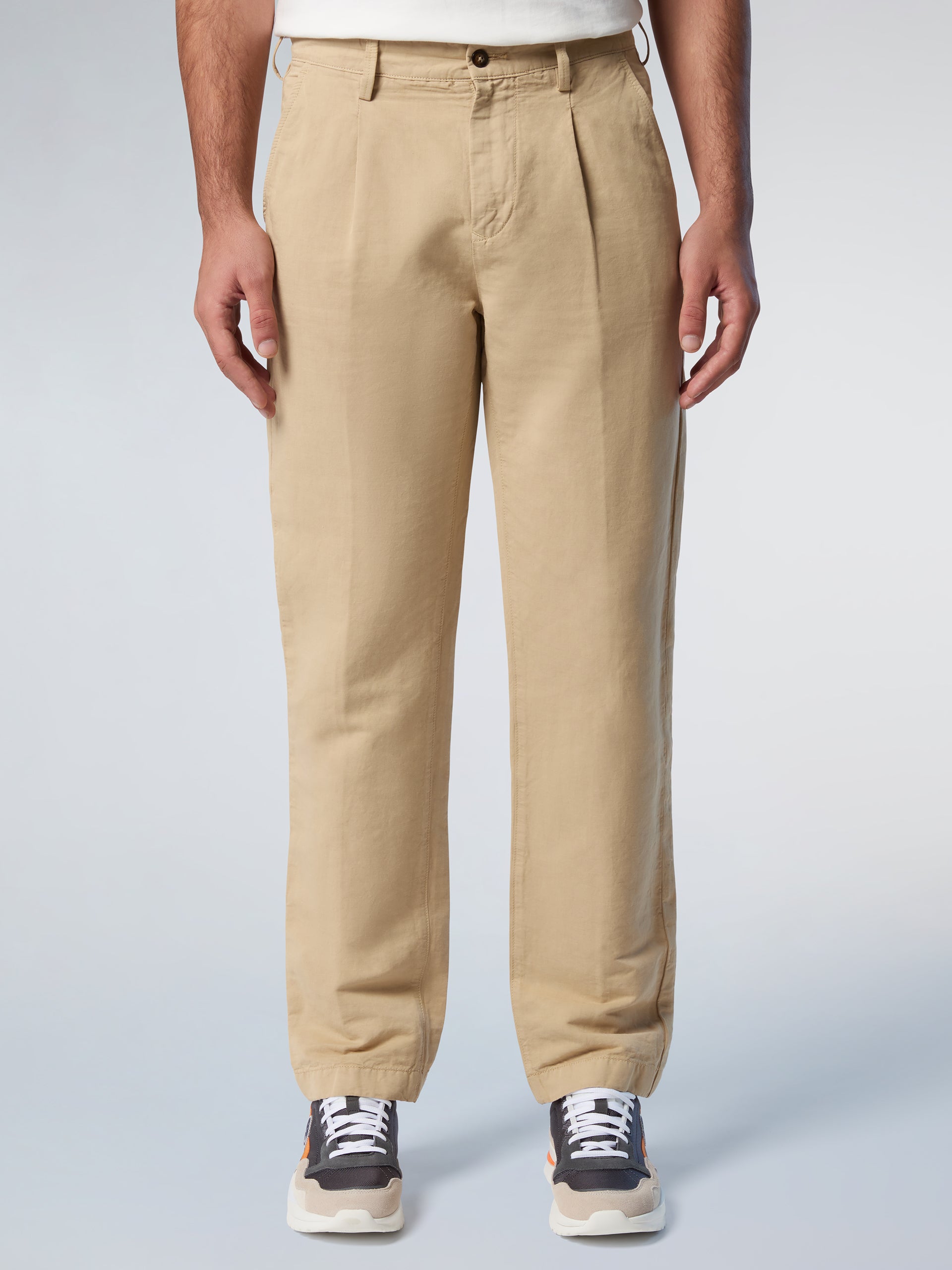 1 | Chino beige | newport-regular-fit-chino-wpleats-long-trouser-673140