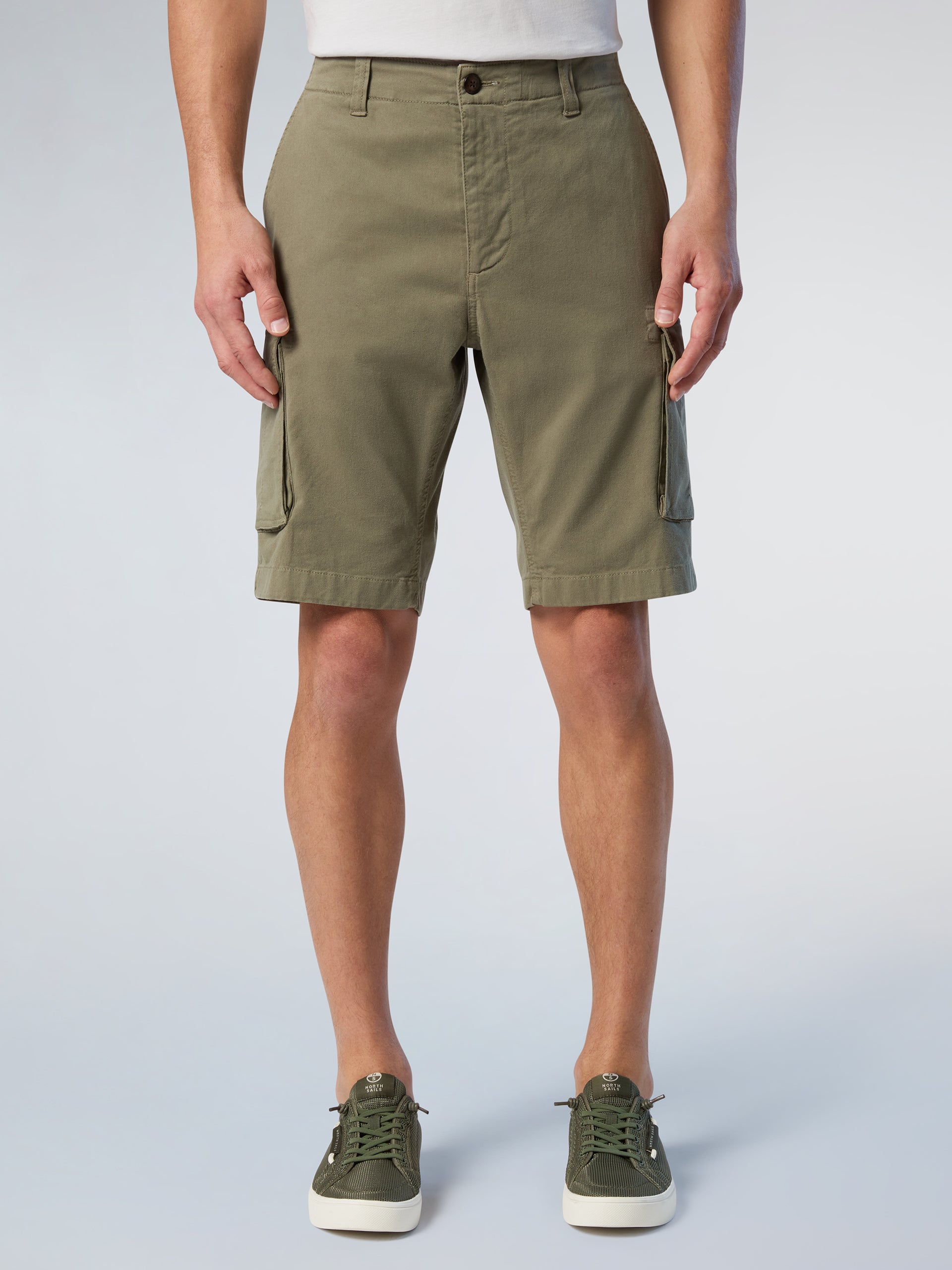 1 | Deep green | america2s-regular-fit-cargo-short-trouser-673147