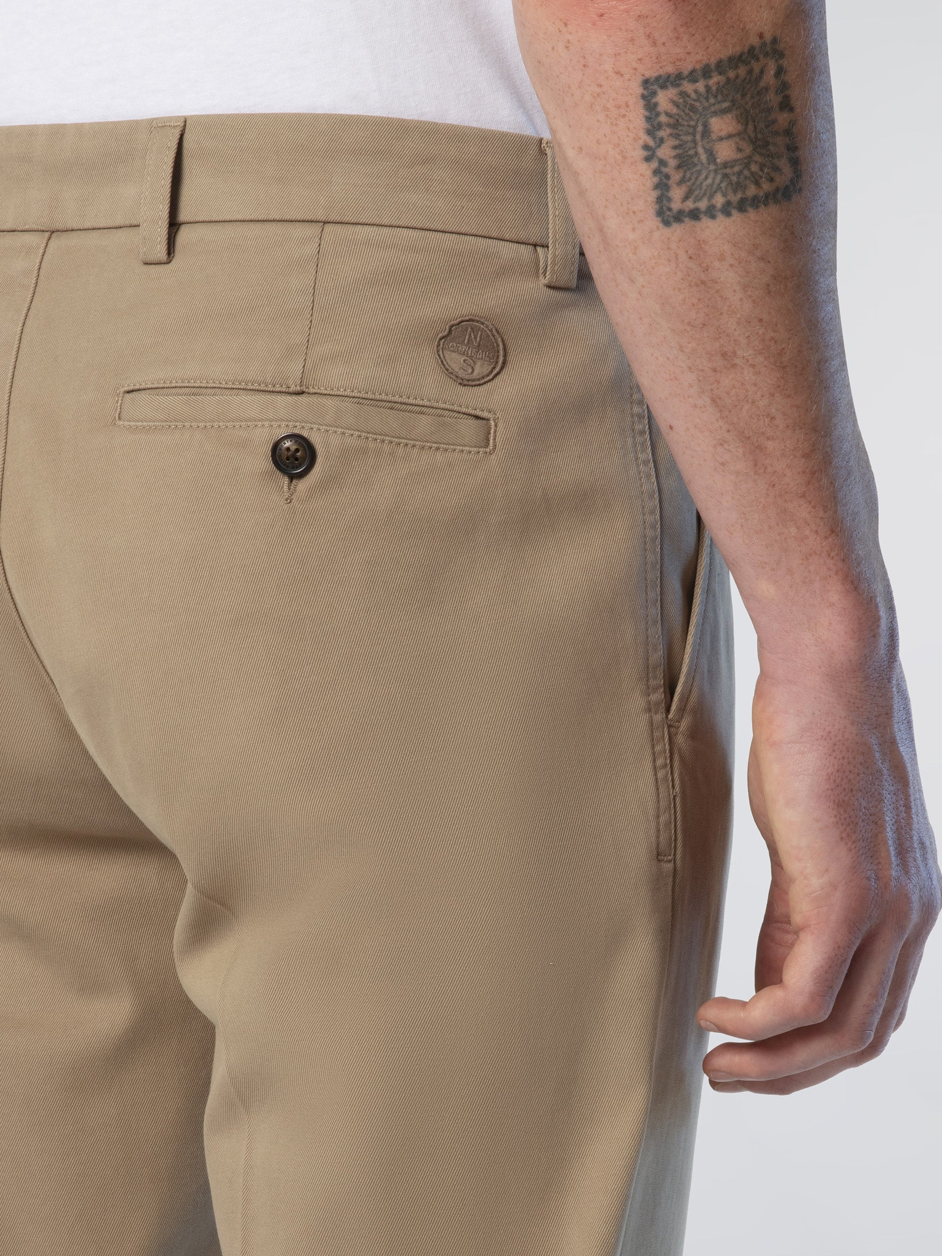 Defender pleated gabardine chinos | North Sails