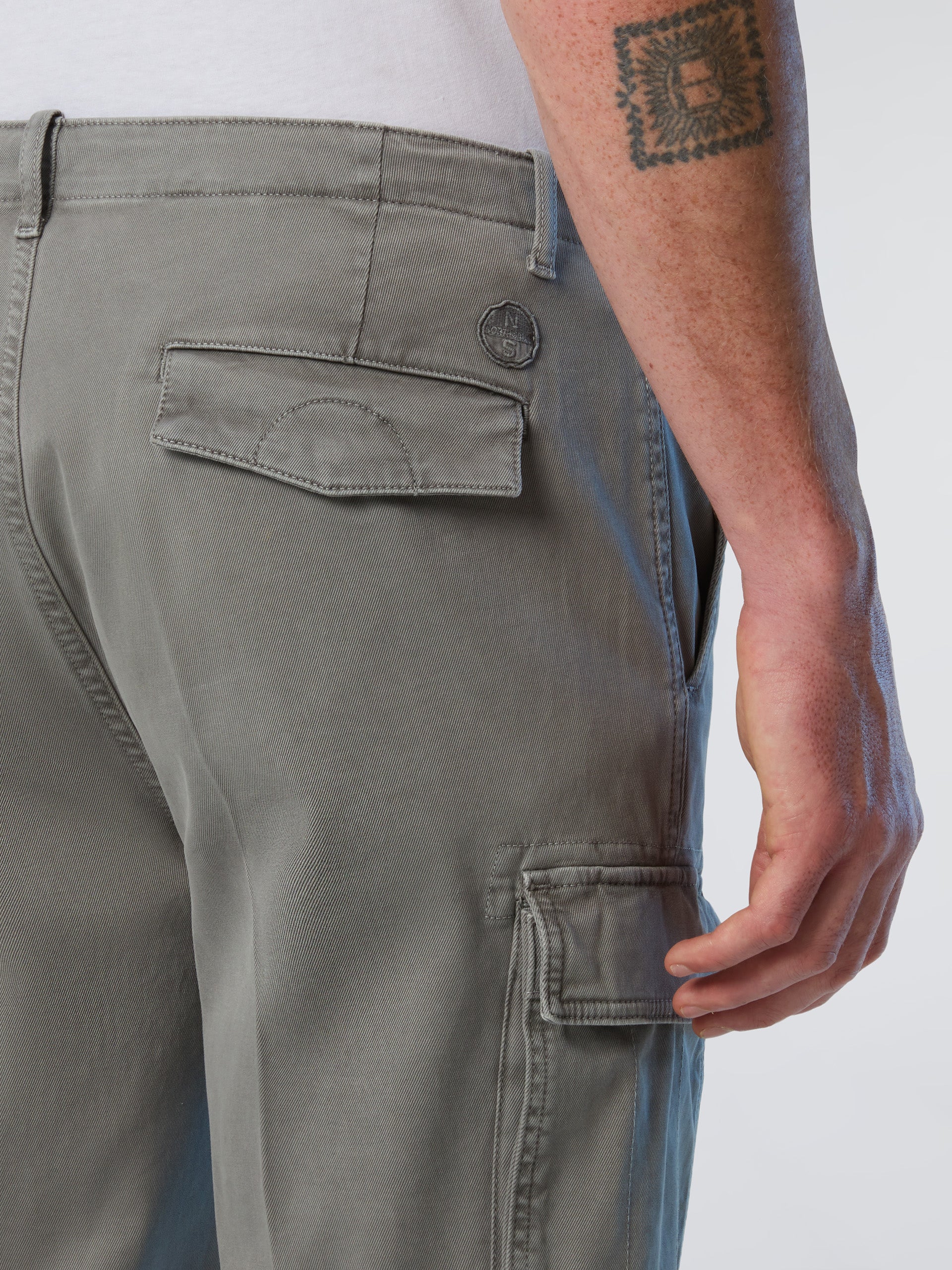 5 | Sea wood | regular-fit-cargo-archive-long-trouser-673176