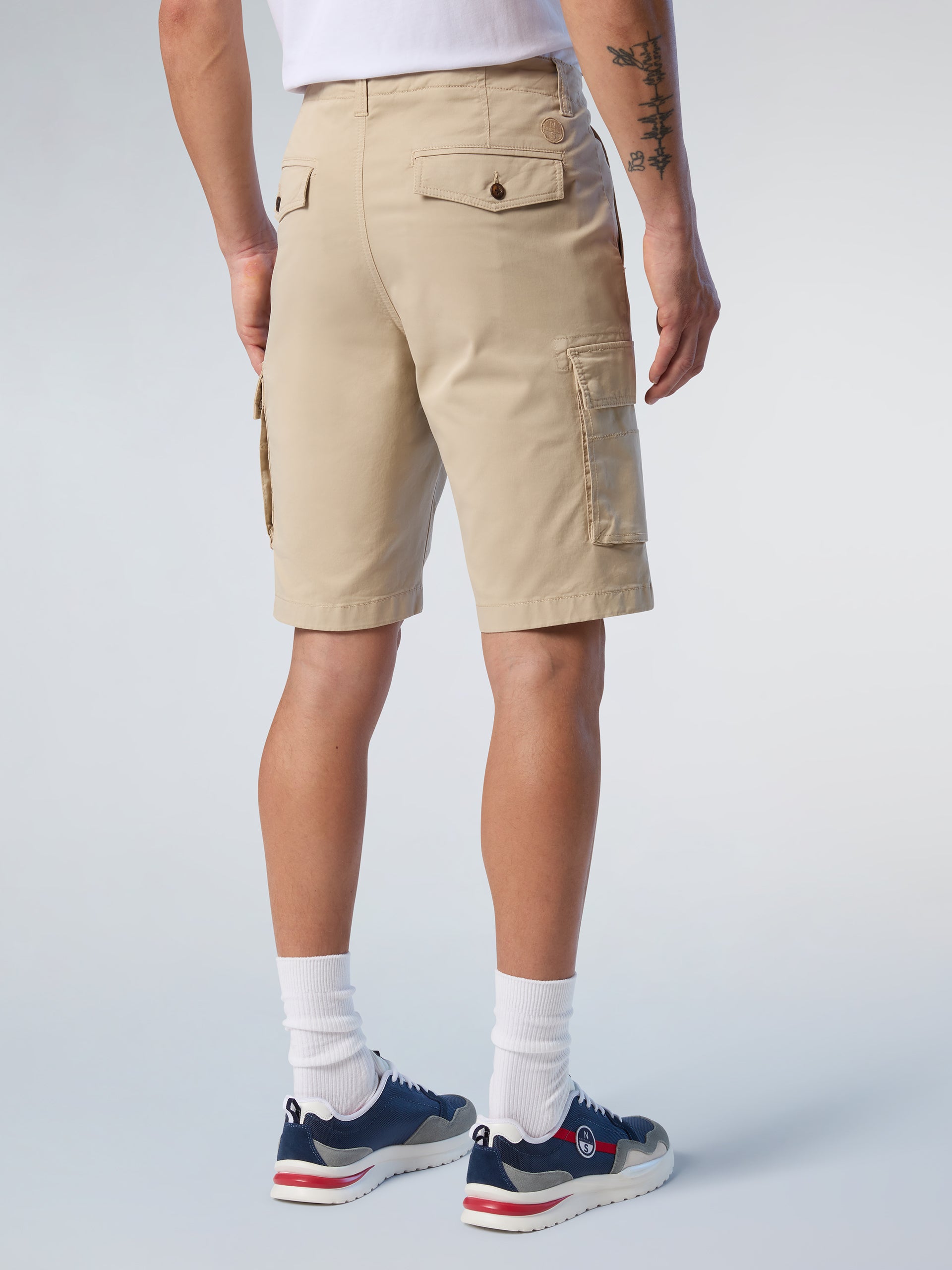 4 | Chino beige | crews-regular-fit-cargo-short-trouser-673179