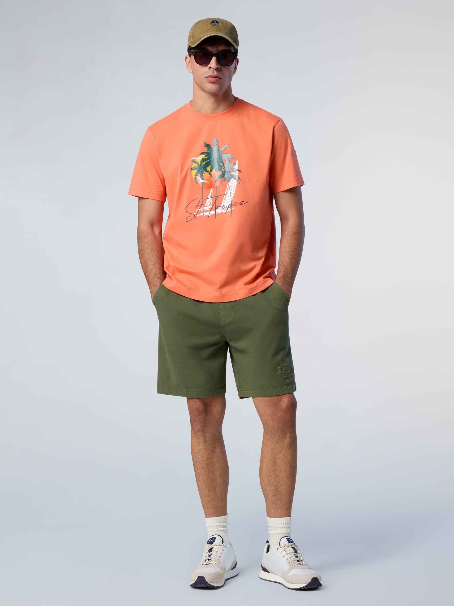 2 | Deep green | short-sweatpants-wgraphic-673188