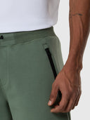 5 | Laurel wreath | sweatshorts-673254