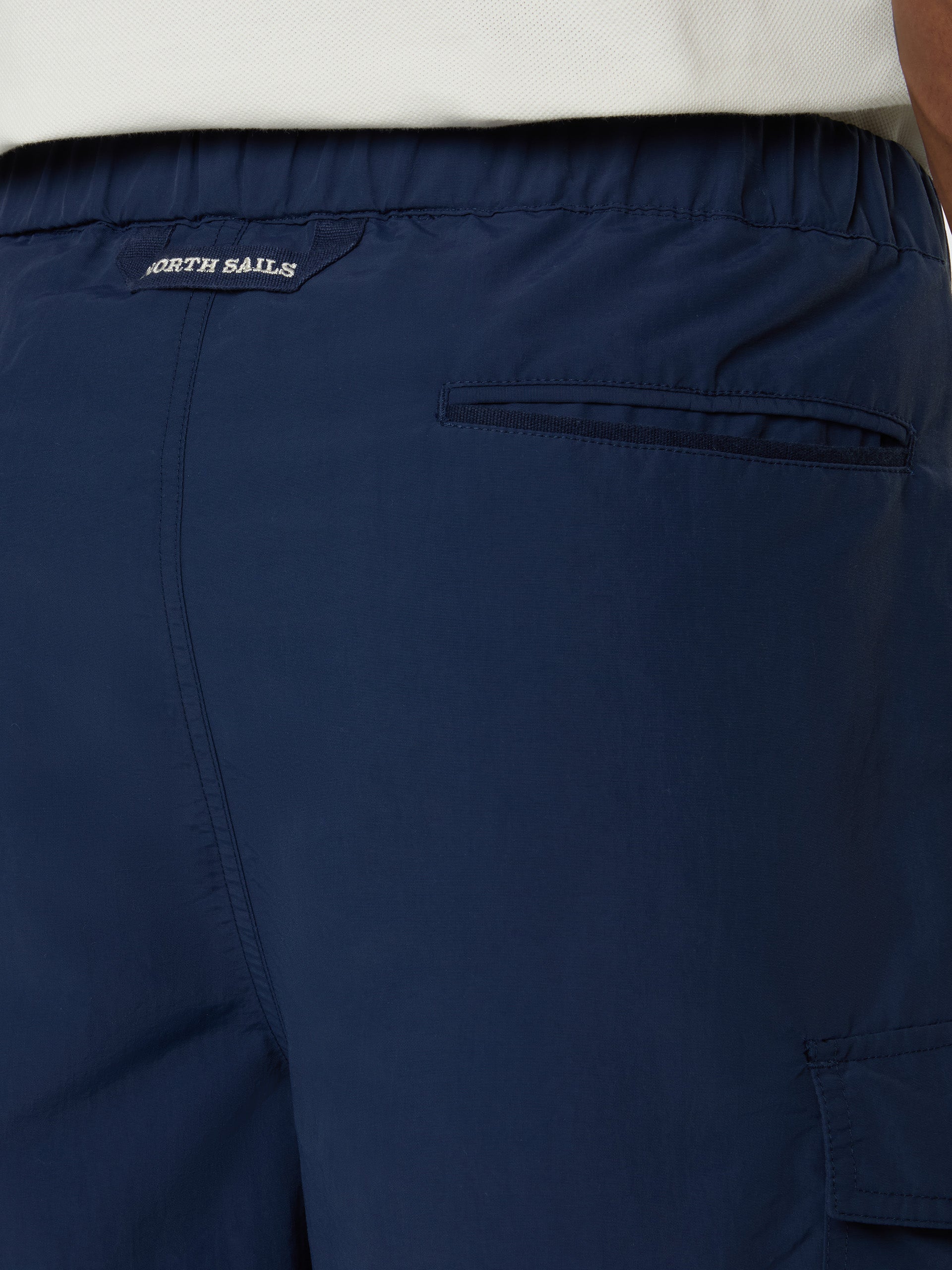 6 | Navy blue | cargo-short-regular-fit-short-trouser-673462