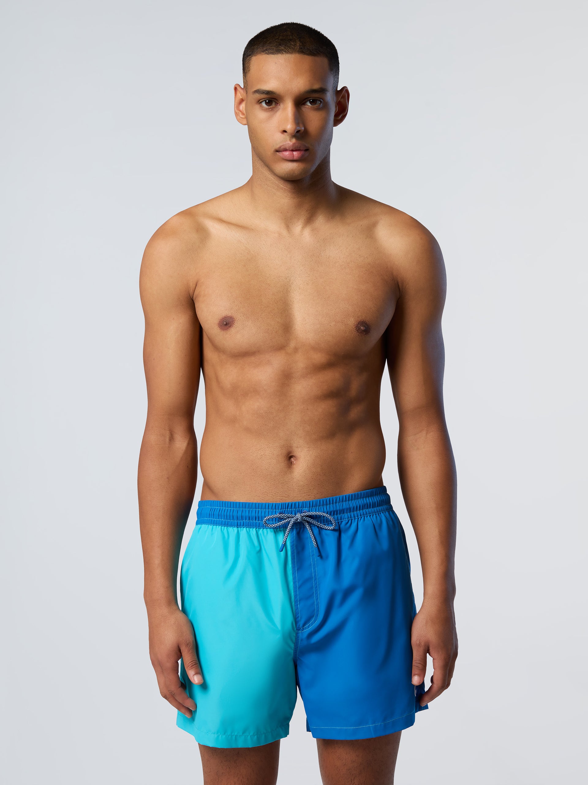 1 | Combo 1 673755 | upcycled-volley-beachwear-36cm-673755