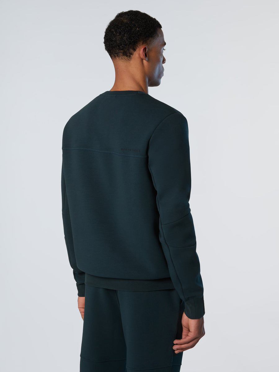 crewneck-sweater-691098