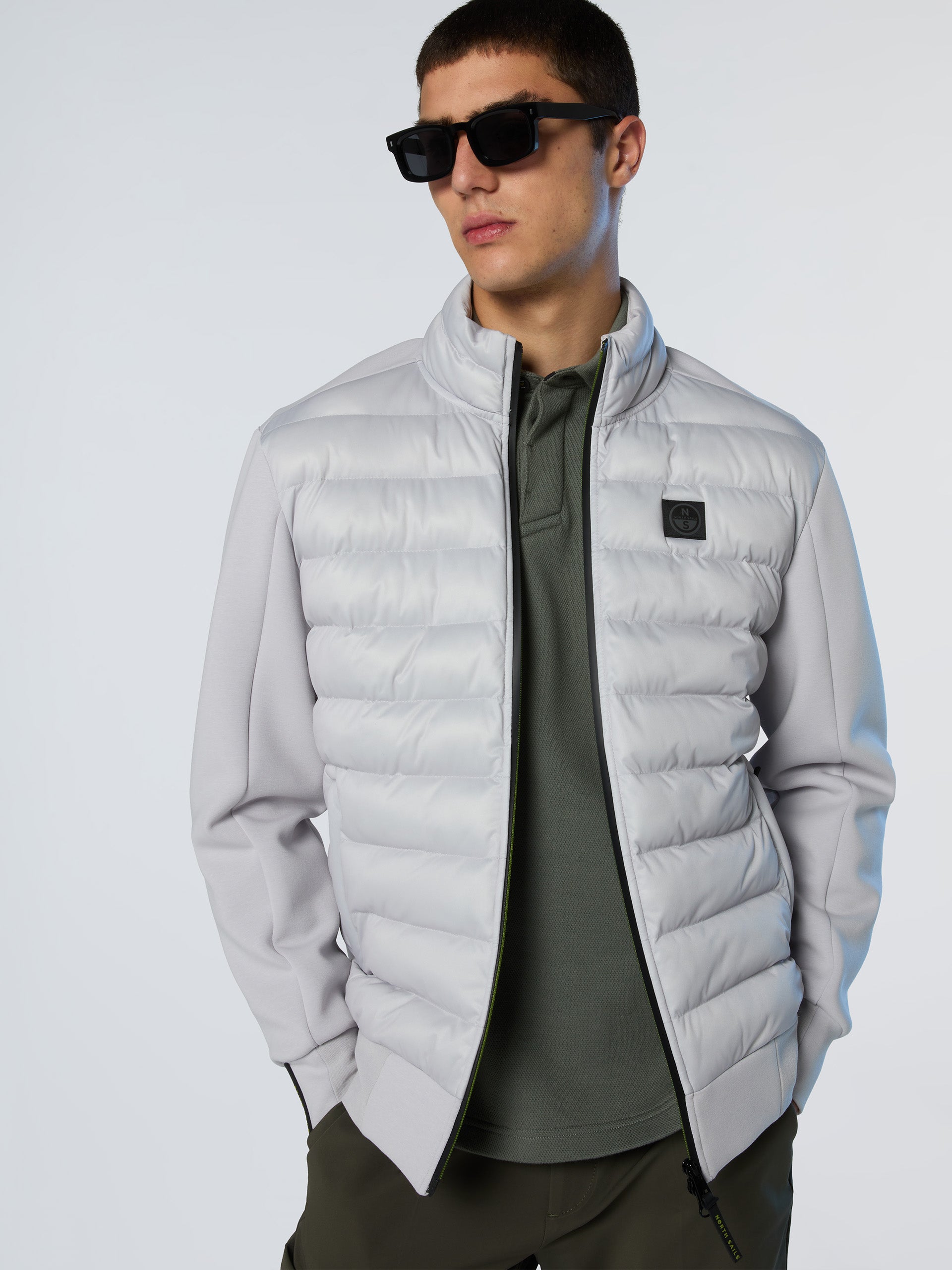 2 | Micro chip grey | full-zip-sweater-691102