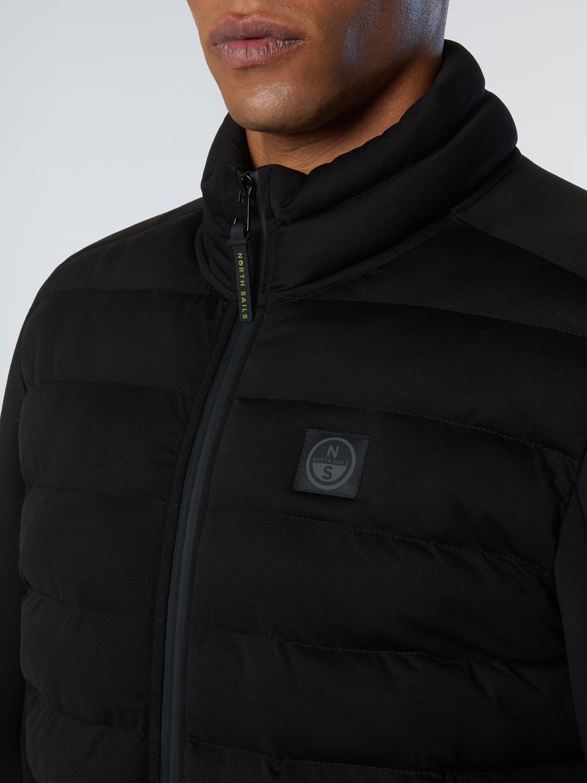 6 | Black | full-zip-sweater-691102