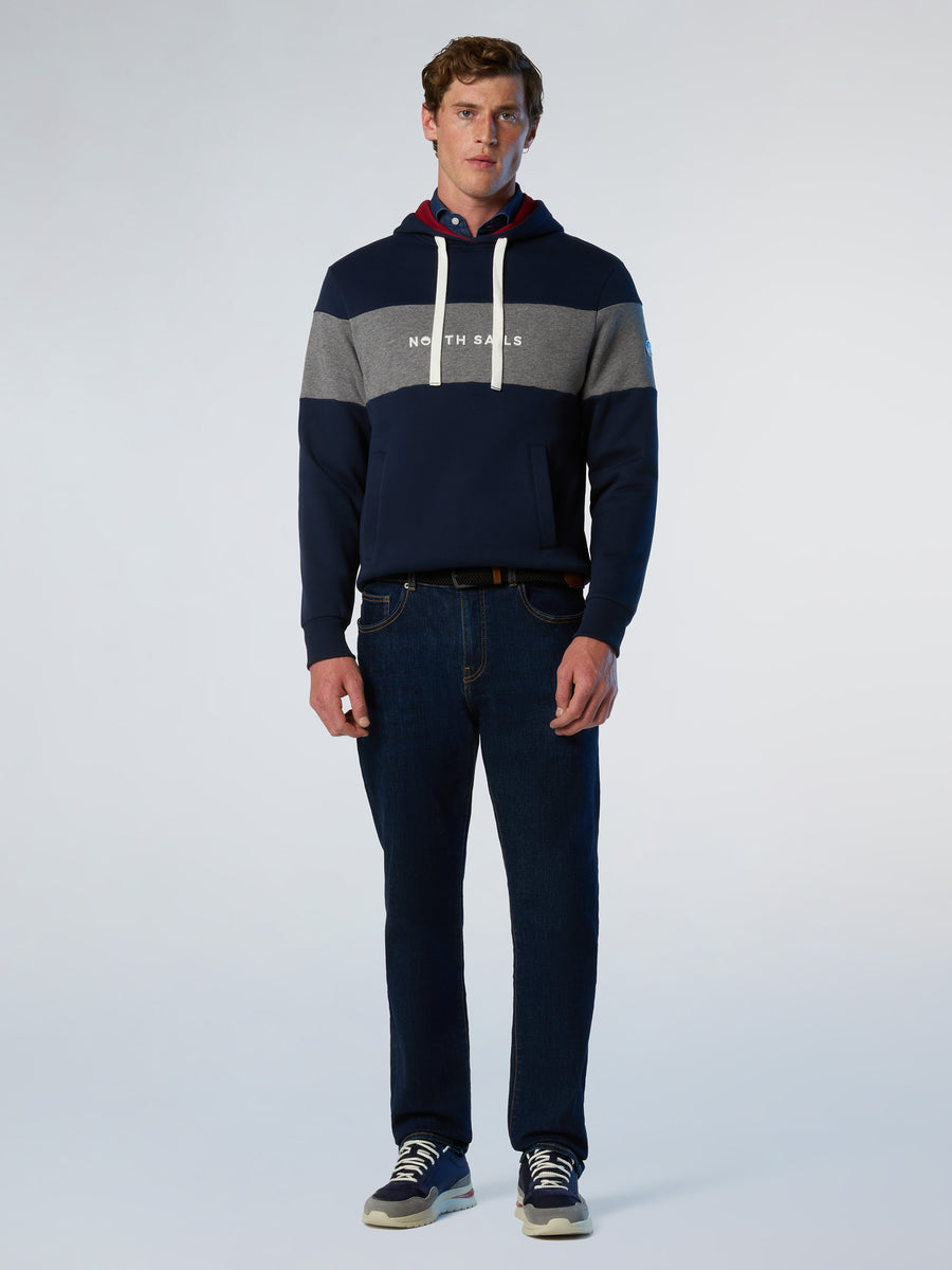 hooded-sweater-691120