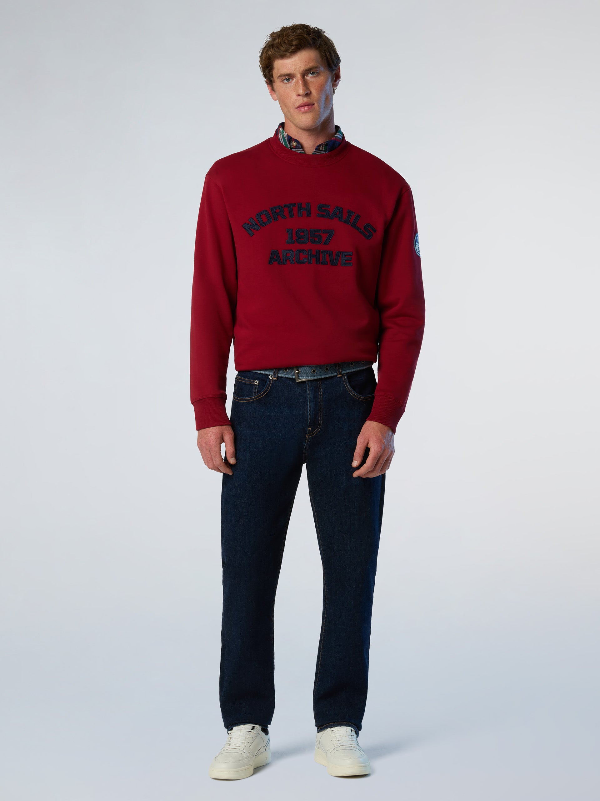 5 | Red dahlia | crewneck-sweater-wgraphic-691129