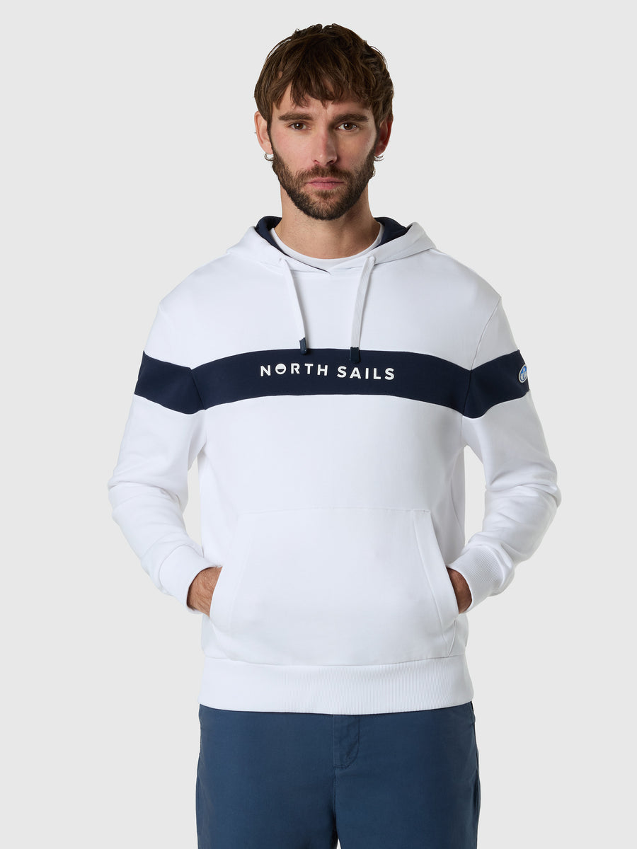 hooded-sweatshirt-691140