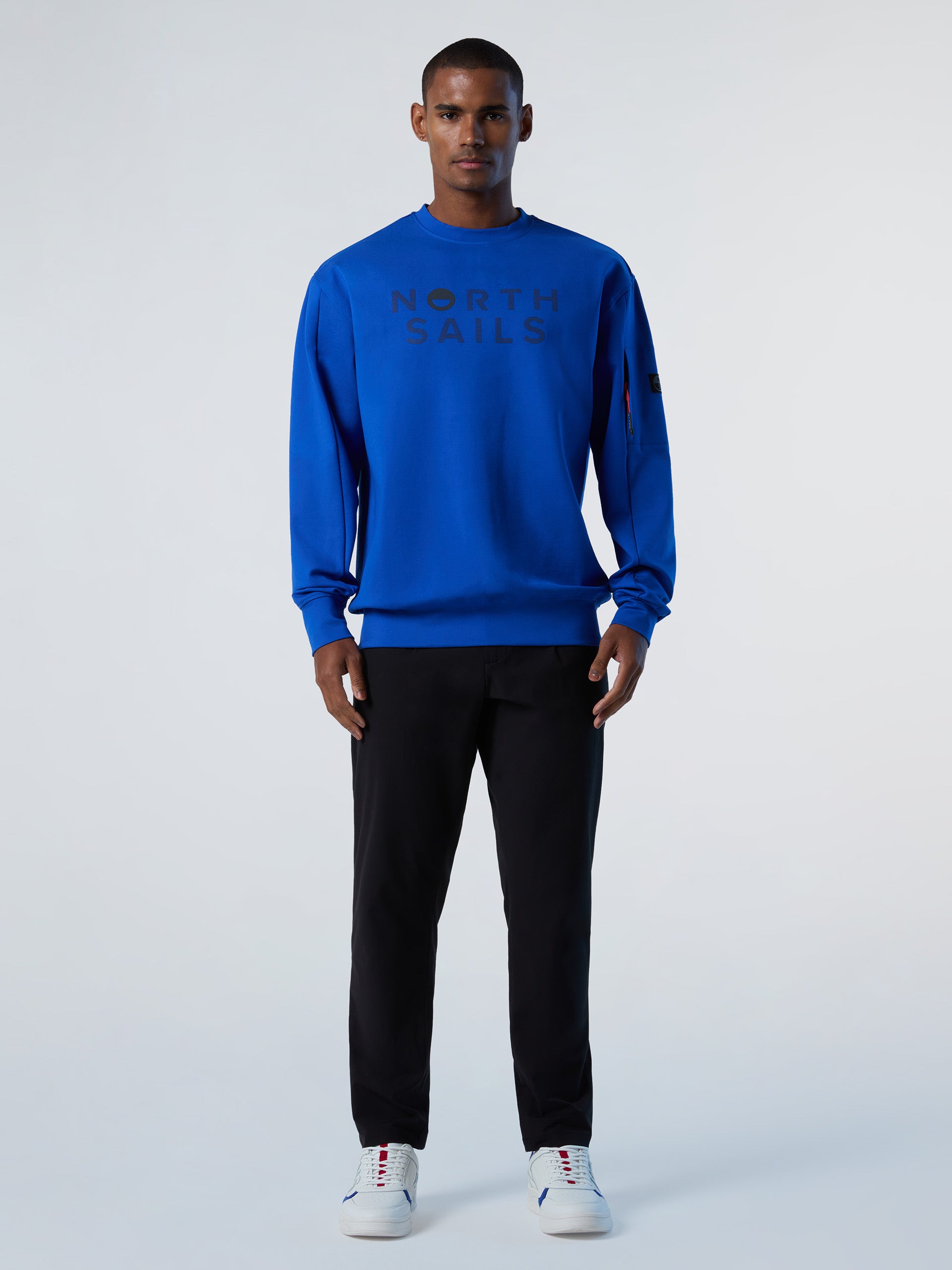 5 | Surf blue | crewneck-sweatshirt-interlock-691229