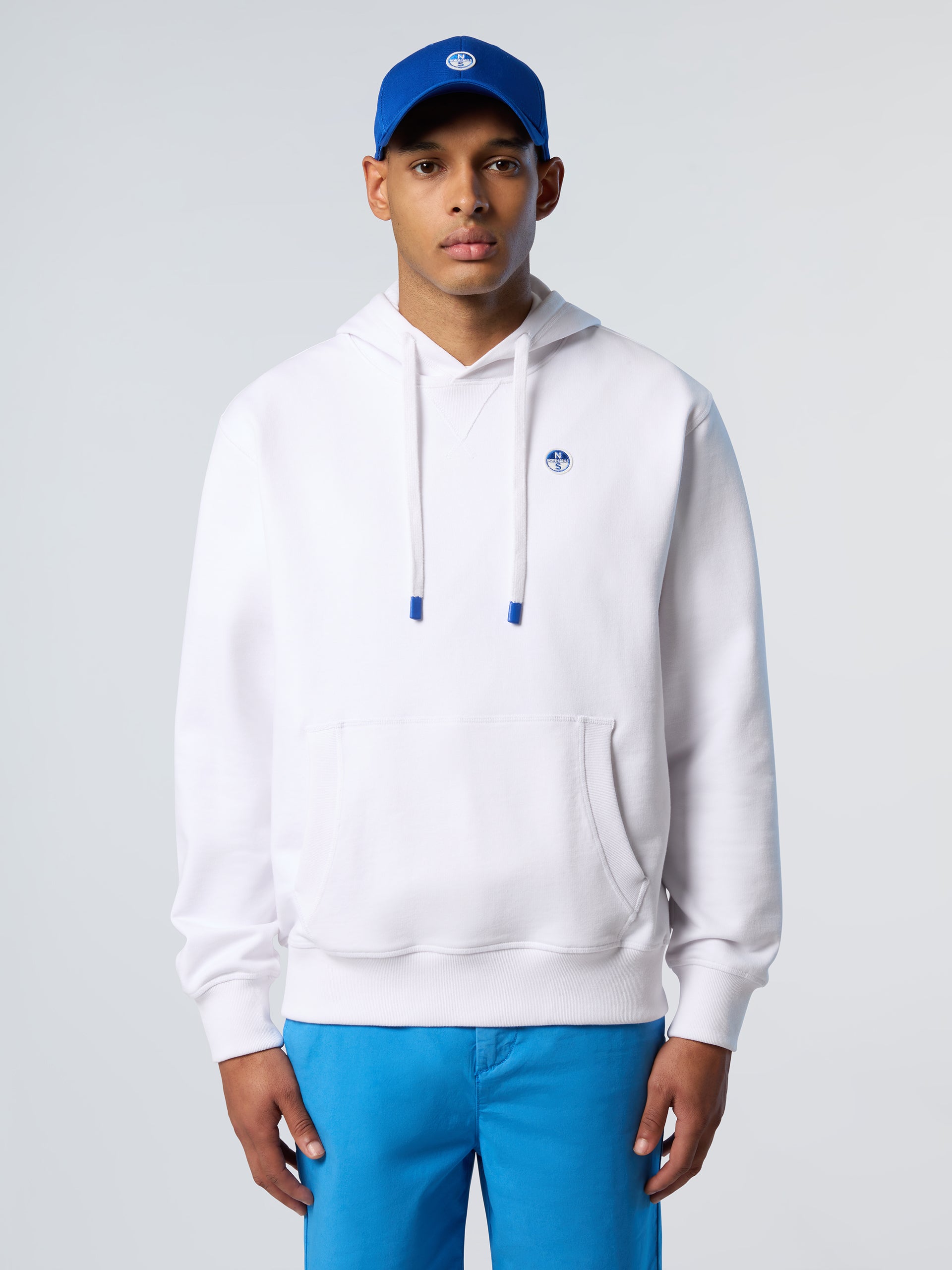 1 | White | hooded-sweatshirt-wlogo-691372
