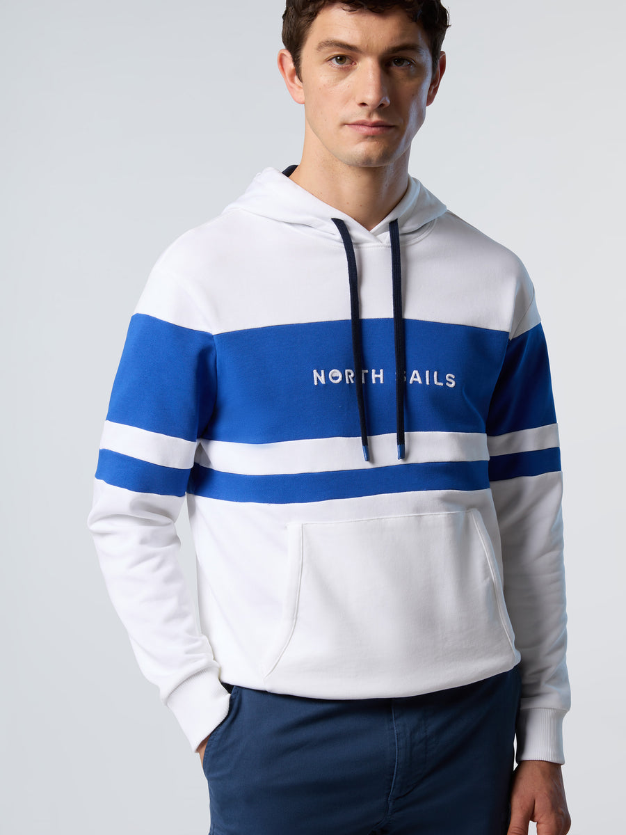 hooded-sweatshirt-wgraphic-691373