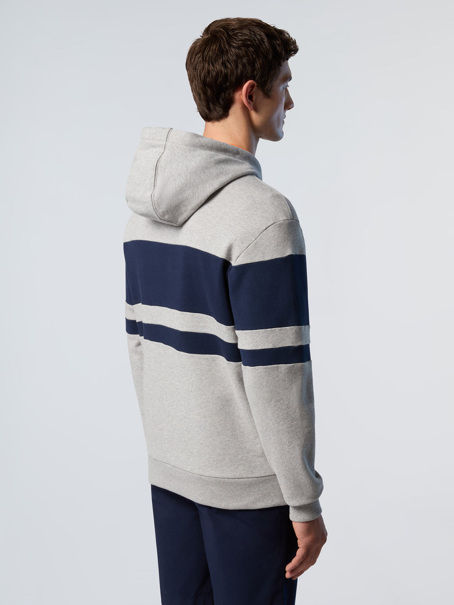 hooded-sweatshirt-wgraphic-691373